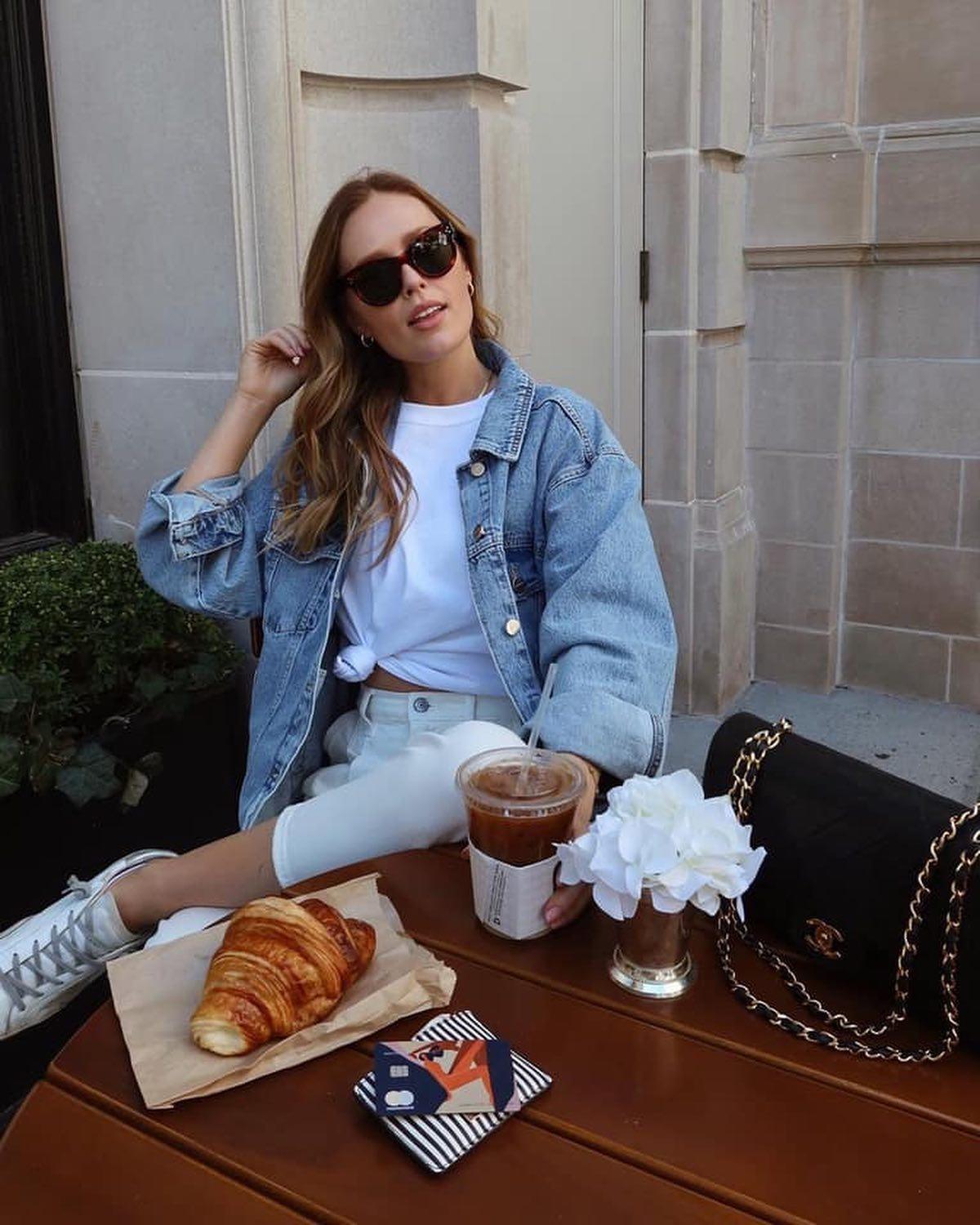 슬슬 테라스로 나가볼까💃🏻☕️ 이미지5