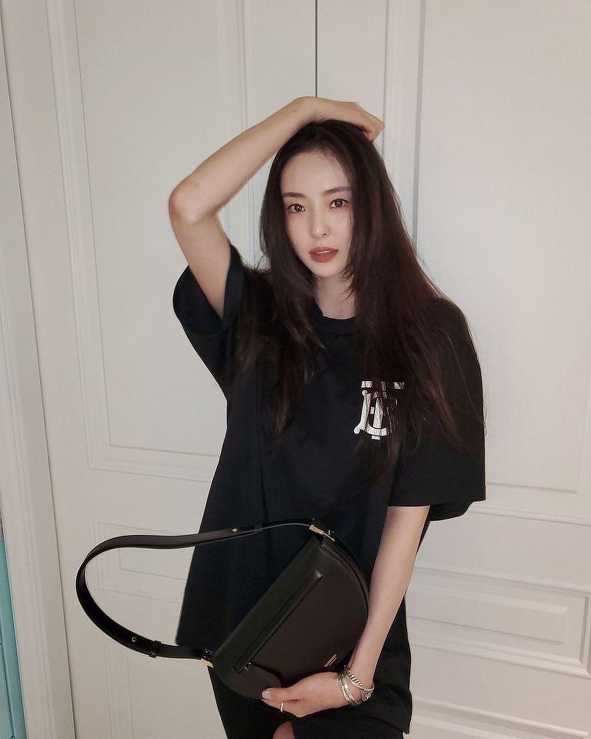 닮고싶은 이다희의 저세상 비율🤎 이미지8