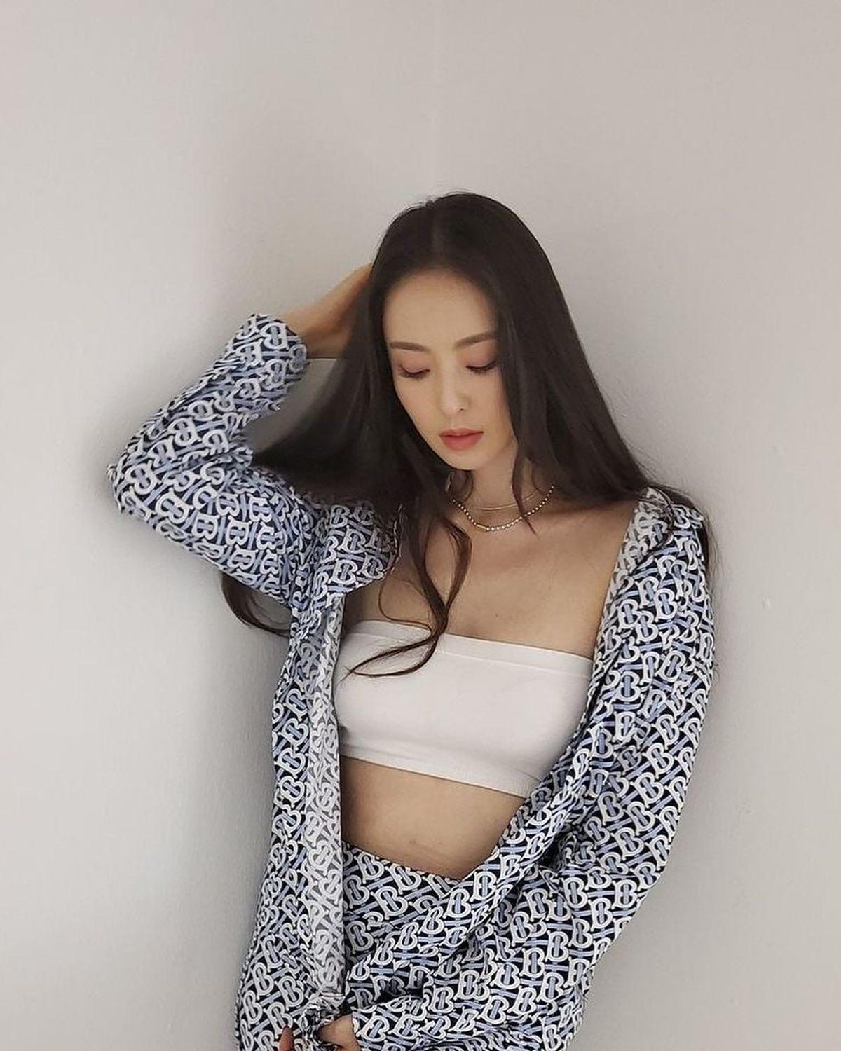 닮고싶은 이다희의 저세상 비율🤎 이미지10