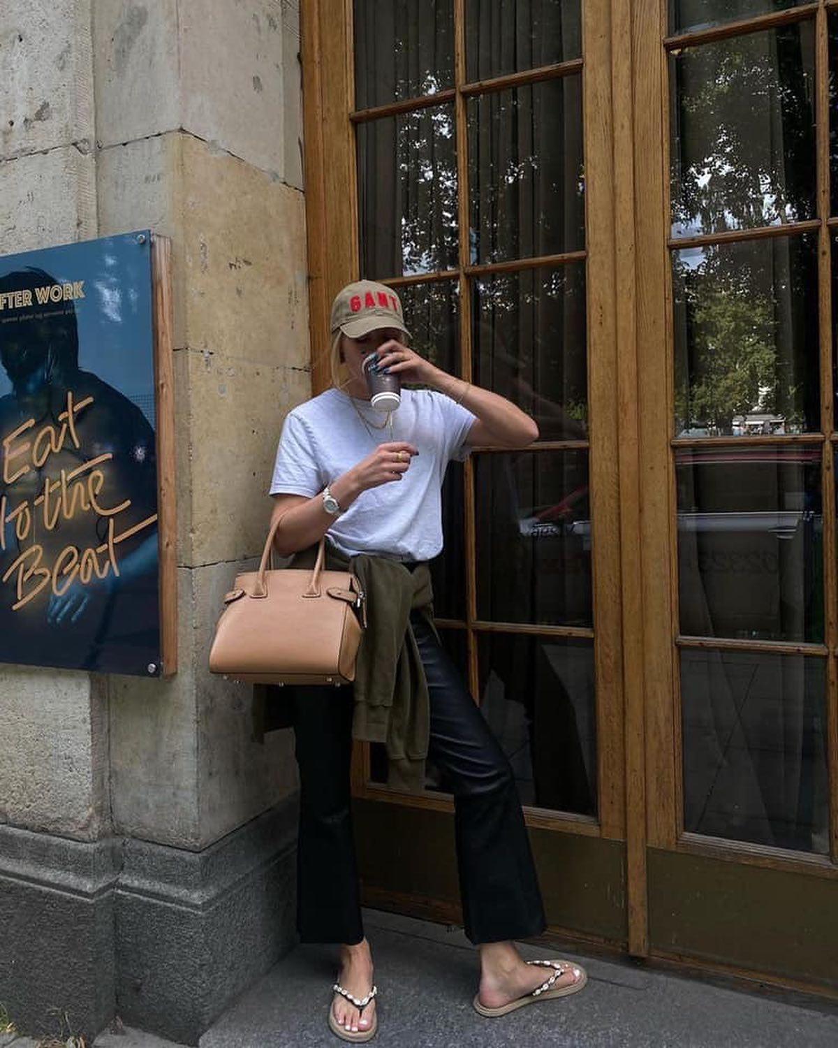 내일은 볼캡 쓰자🧢🧡 이미지2