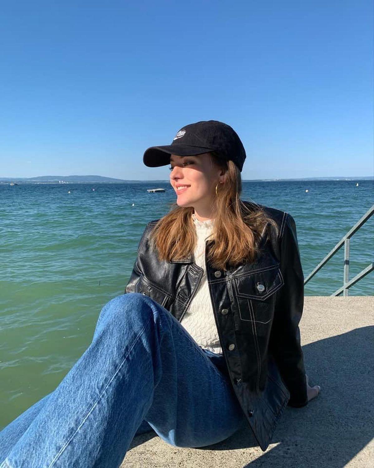 내일은 볼캡 쓰자🧢🧡 이미지3