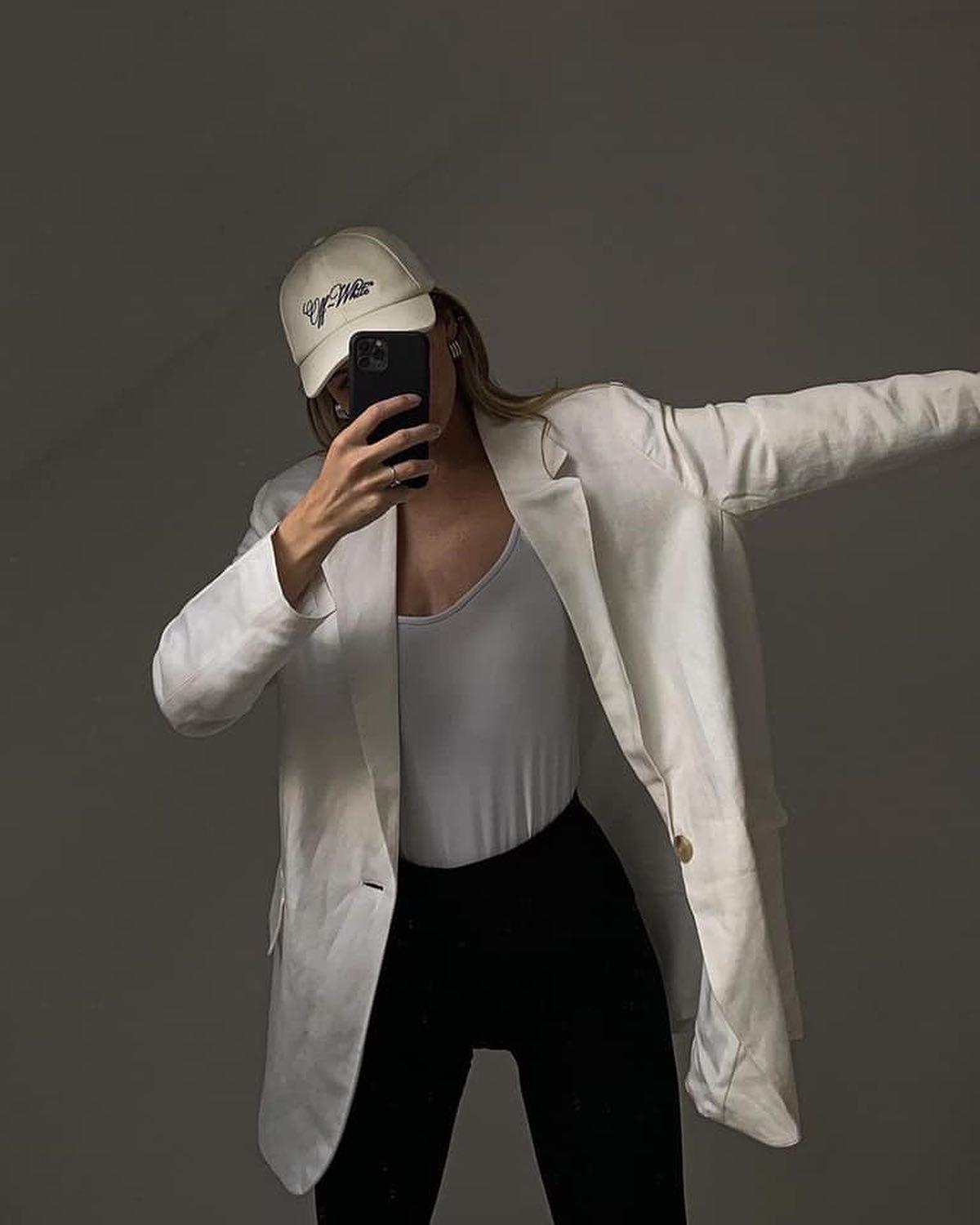 내일은 볼캡 쓰자🧢🧡 이미지6