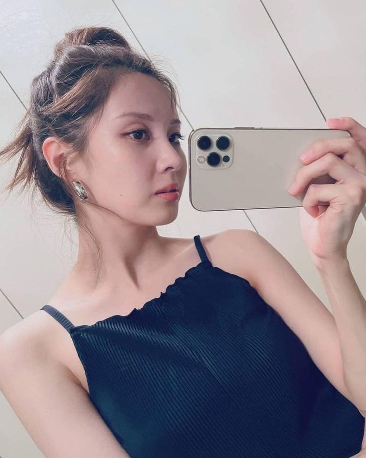 마르지 않는 서현의 청순미🍀🖤 이미지2