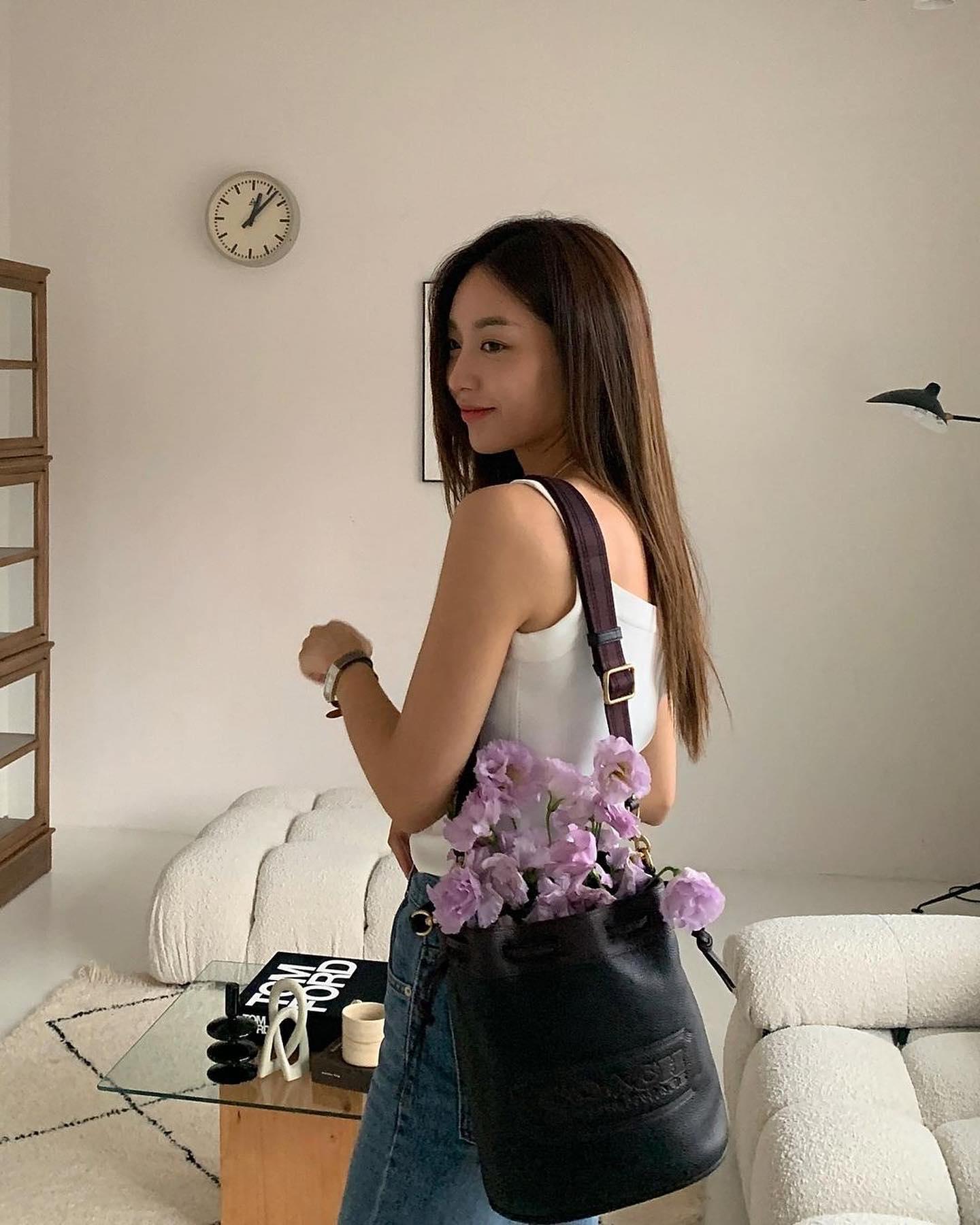 가을 준비🖤🤎코치 버킷백 코디
데일리 캐주얼/포멀룩에 예쁜🧺코치 필드 토트백 #광고 #코치 이미지1