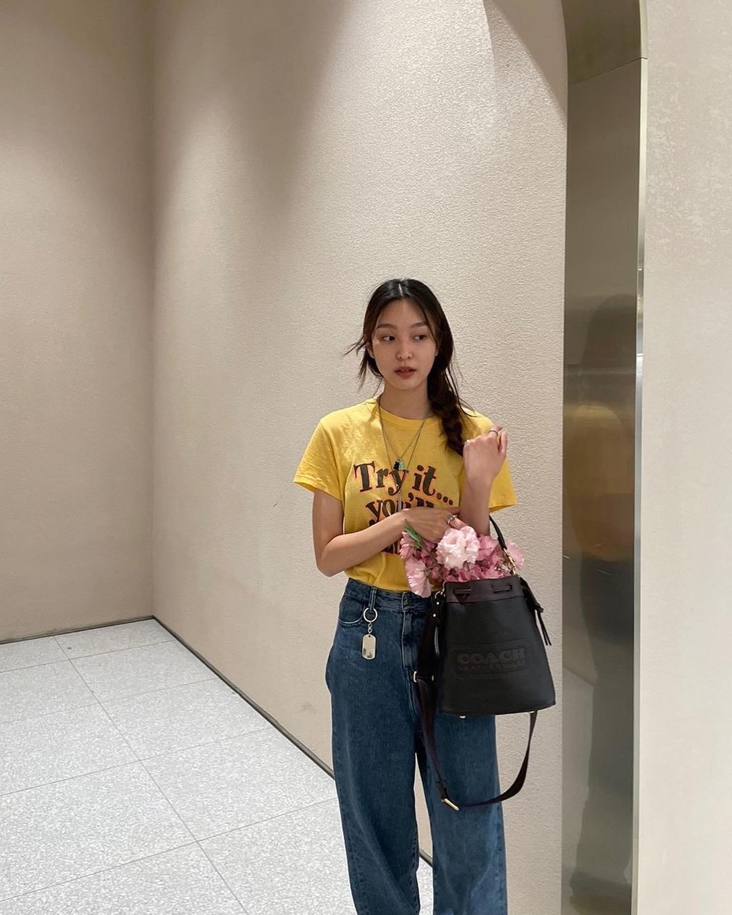 가을 준비🖤🤎코치 버킷백 코디
데일리 캐주얼/포멀룩에 예쁜🧺코치 필드 토트백 #광고 #코치 이미지8