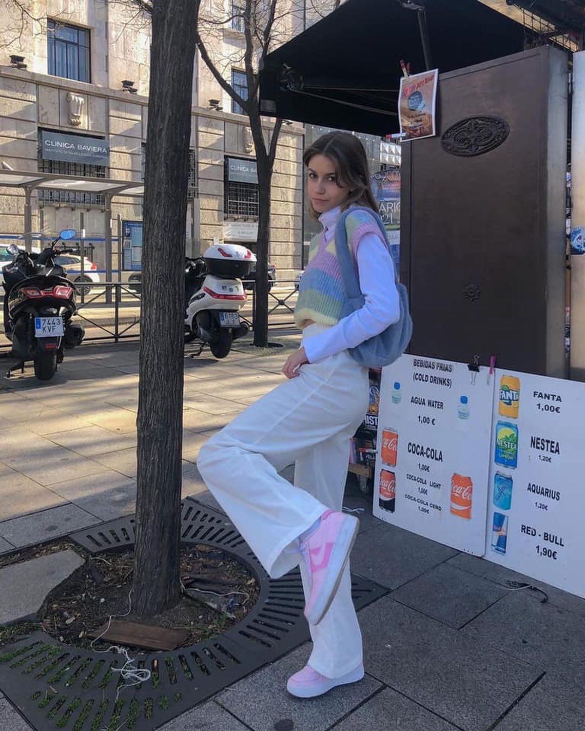 귀엽게 조끼룩🤘🏻❣️ 이미지3