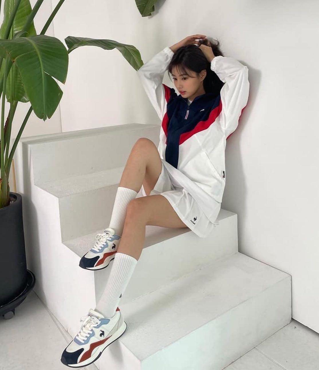 흰색은 강혜원처럼🤍😍 이미지2