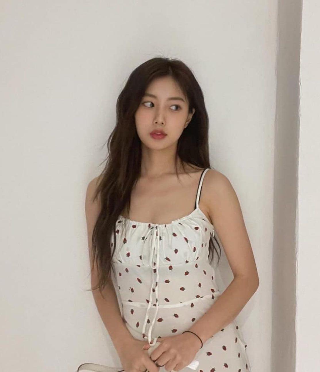 흰색은 강혜원처럼🤍😍 이미지8