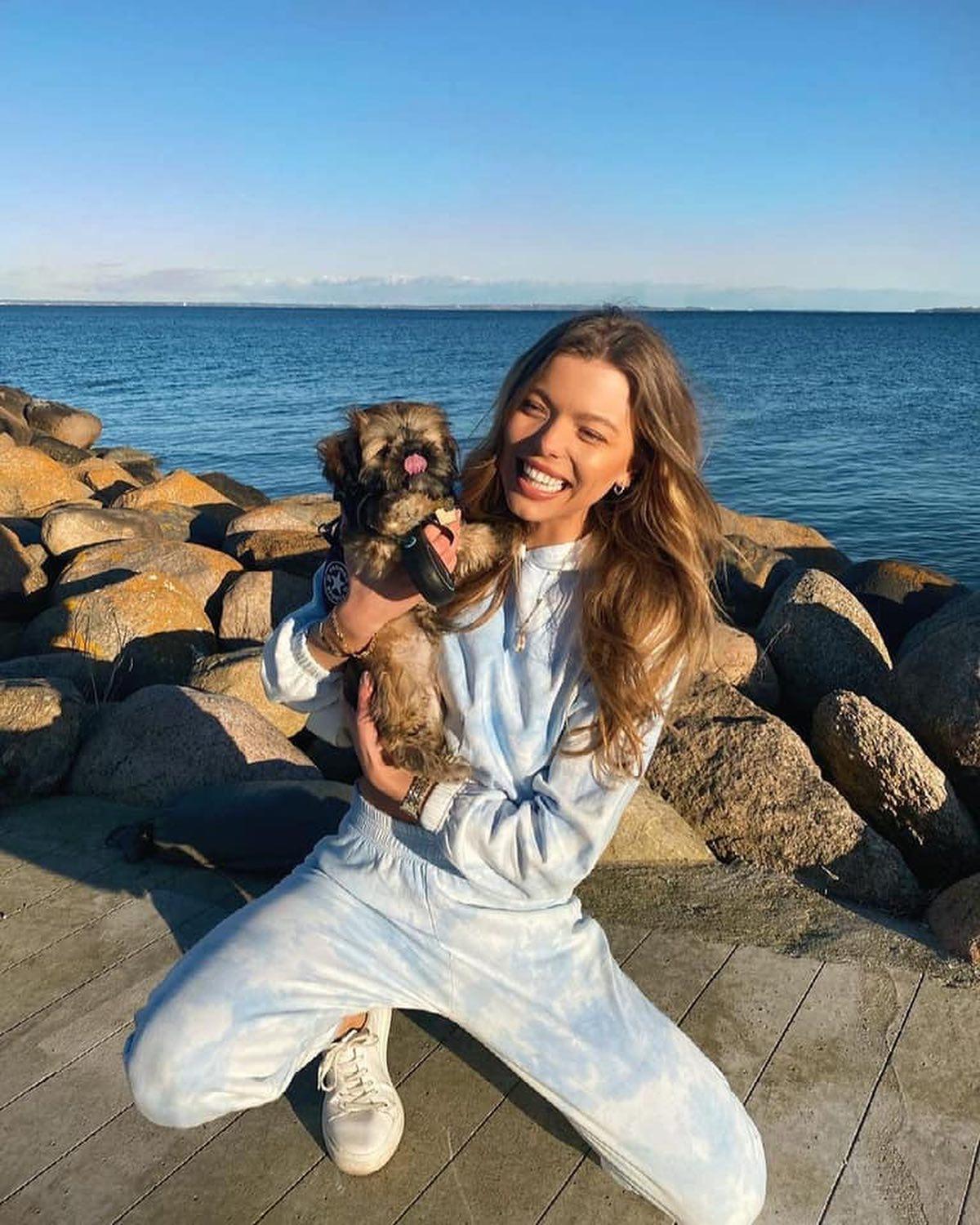 댕댕이 산책룩 구경하기🐕‍🦺💗 이미지6