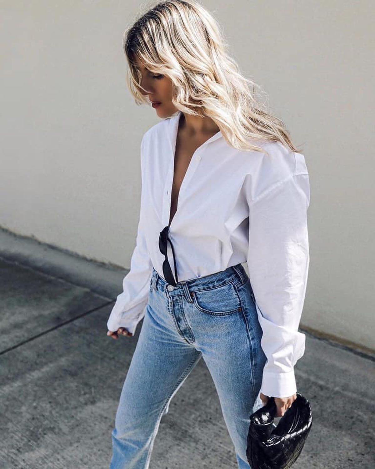 가벼운 셔츠 차림👏🏻💙 이미지4