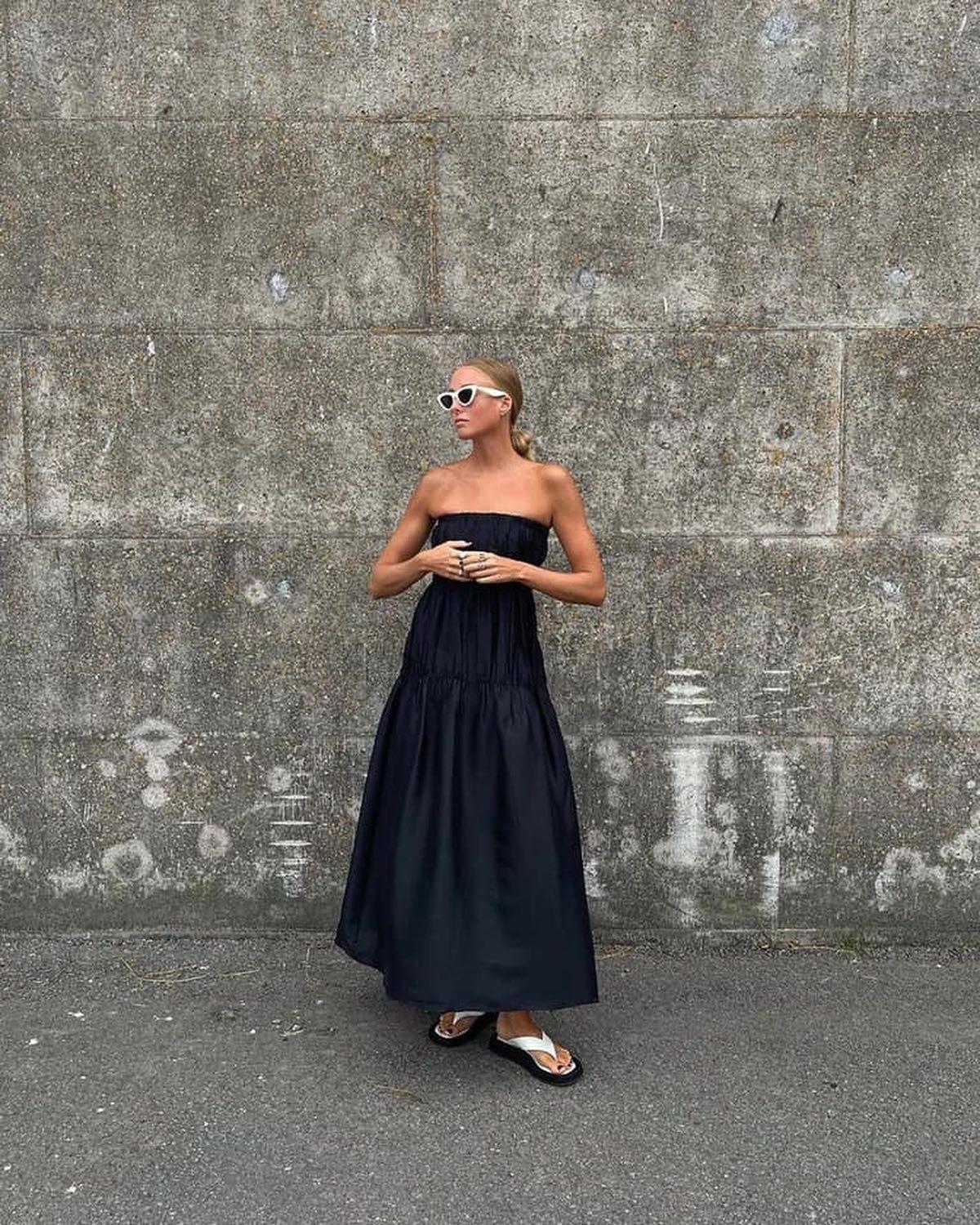 블랙 원피스의 아우라👀🖤 이미지3