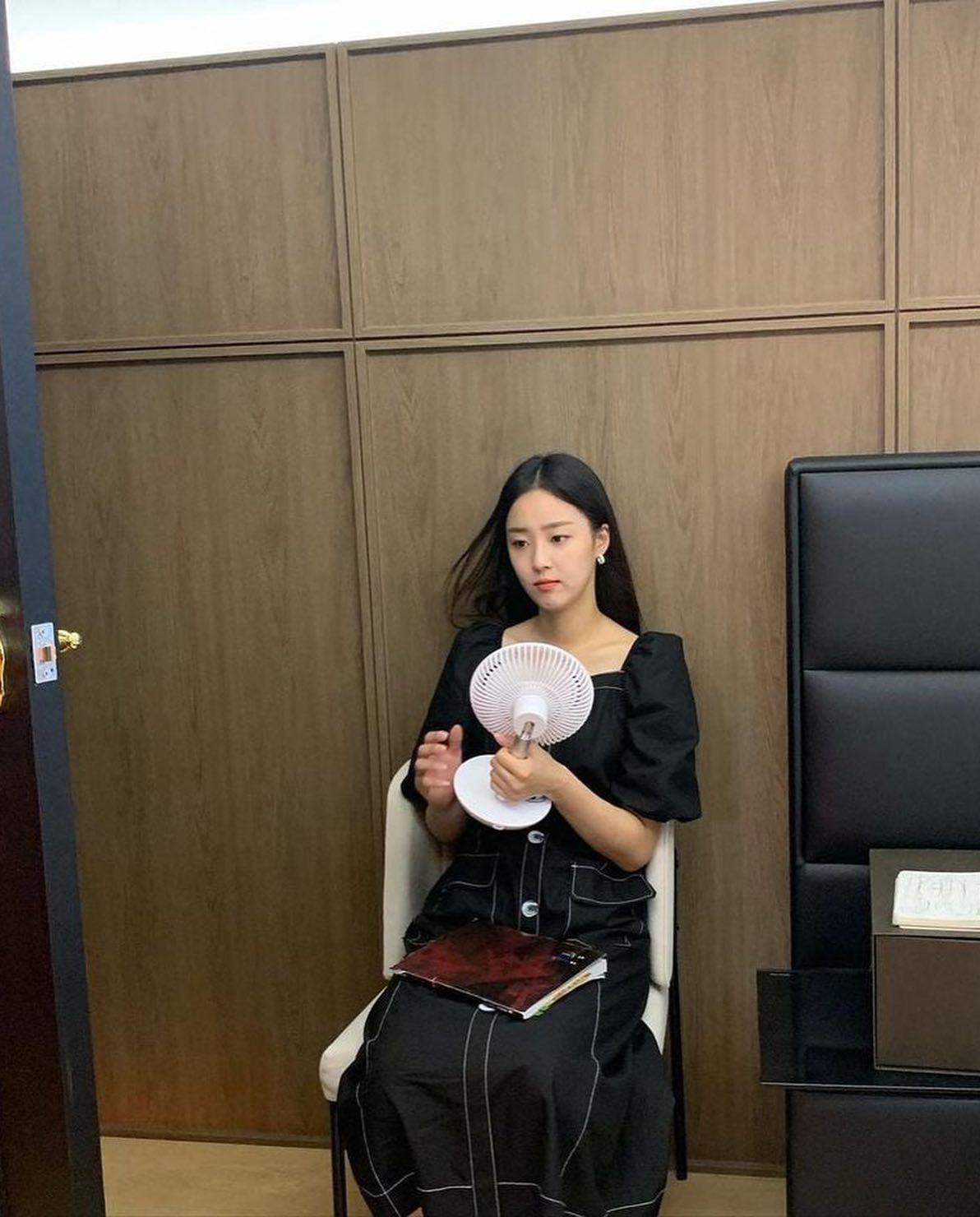 최예빈의 시원시원 코디센스🥰💙 이미지7