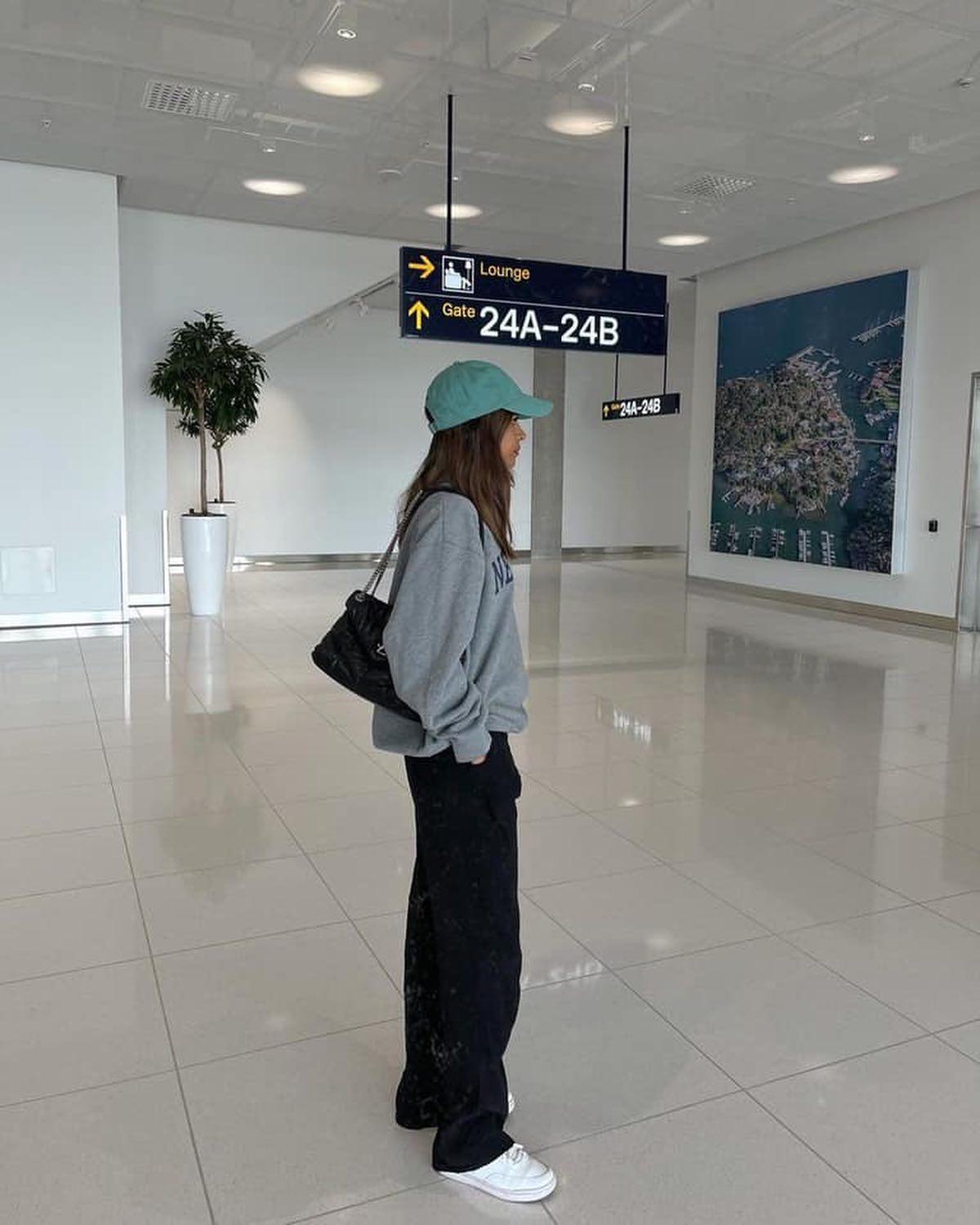 블랙블랙한 슬랙스룩🖤 이미지2