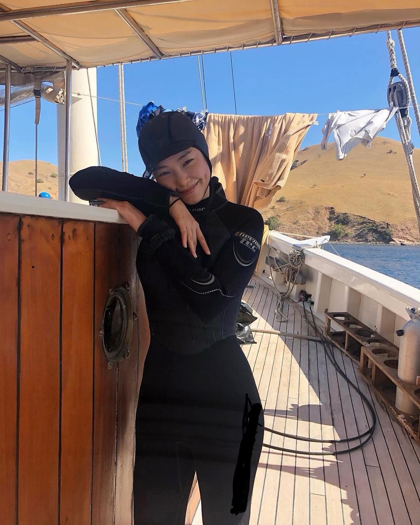 캐주얼도 럭셔리 만드는 이하늬💛 이미지3