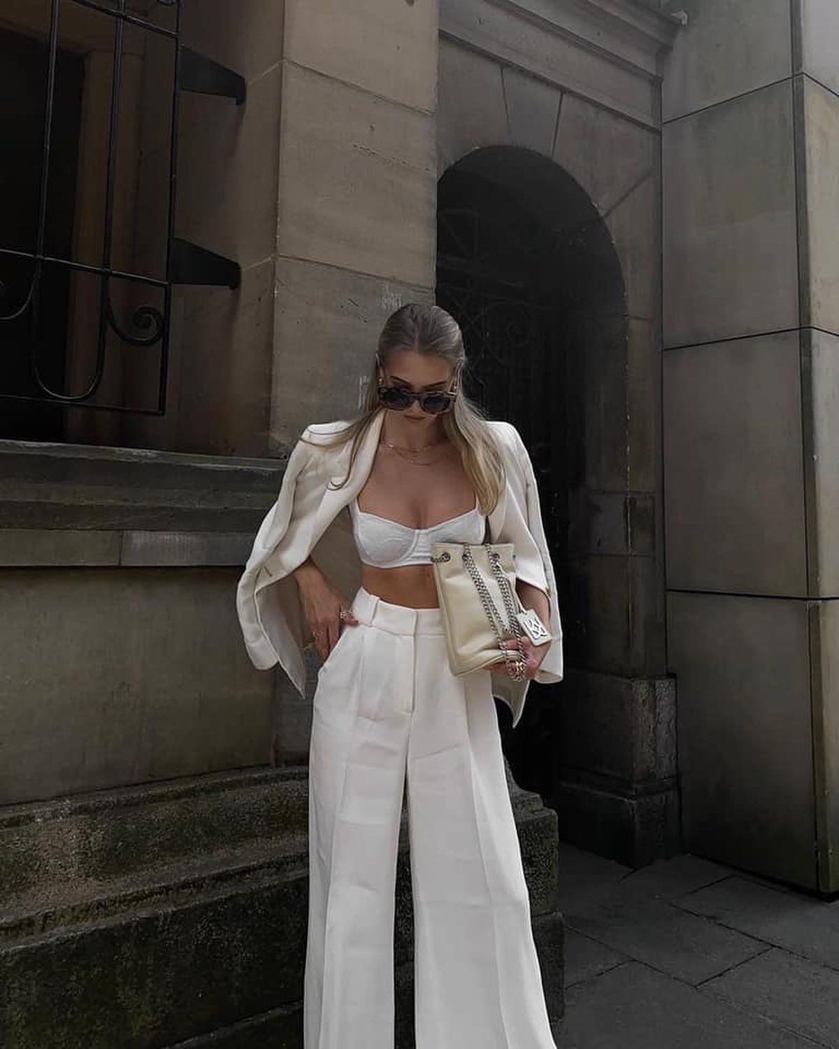 아우터에 브라탑🤭 분위기💚🖤 이미지4