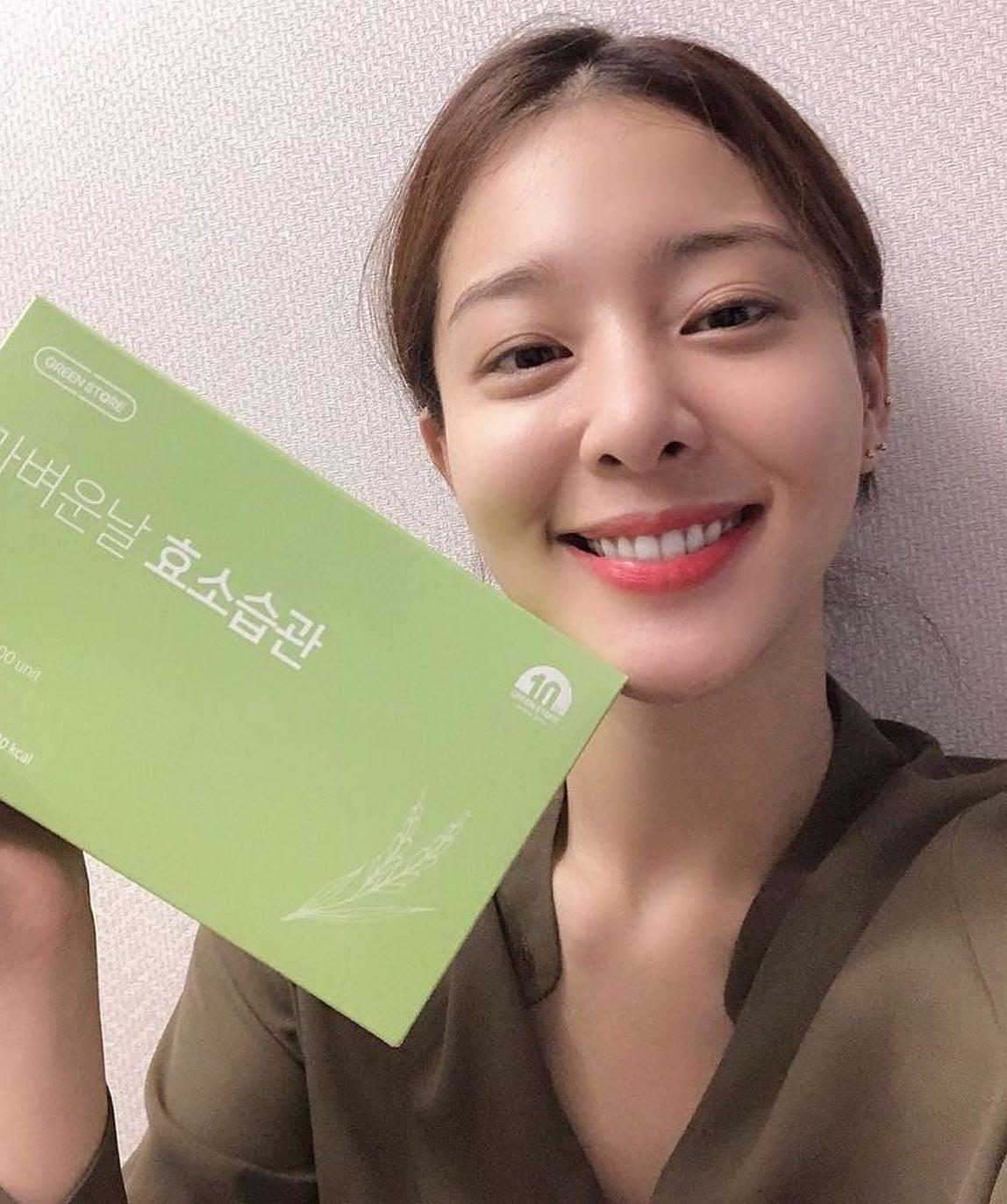 비타민 같은 설인아 데일리🌸🖤 이미지10