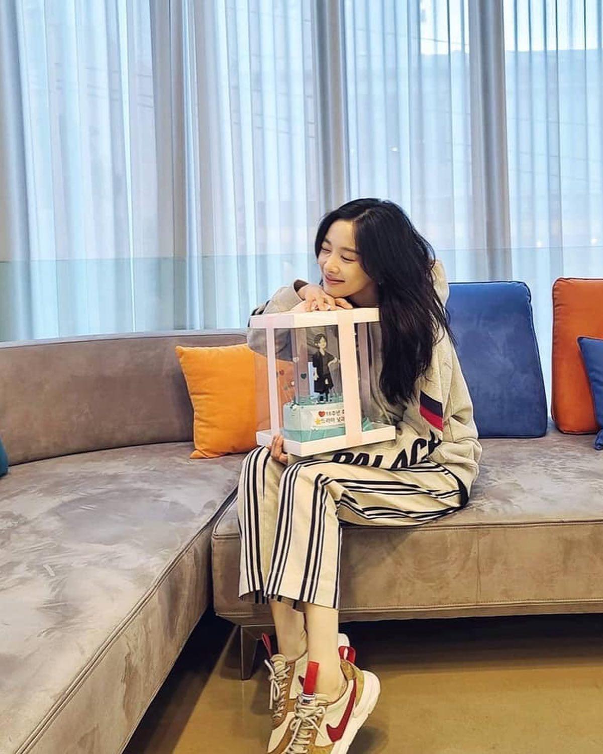 이청아의 나이키룩✔️🎶 참고🤍 이미지4