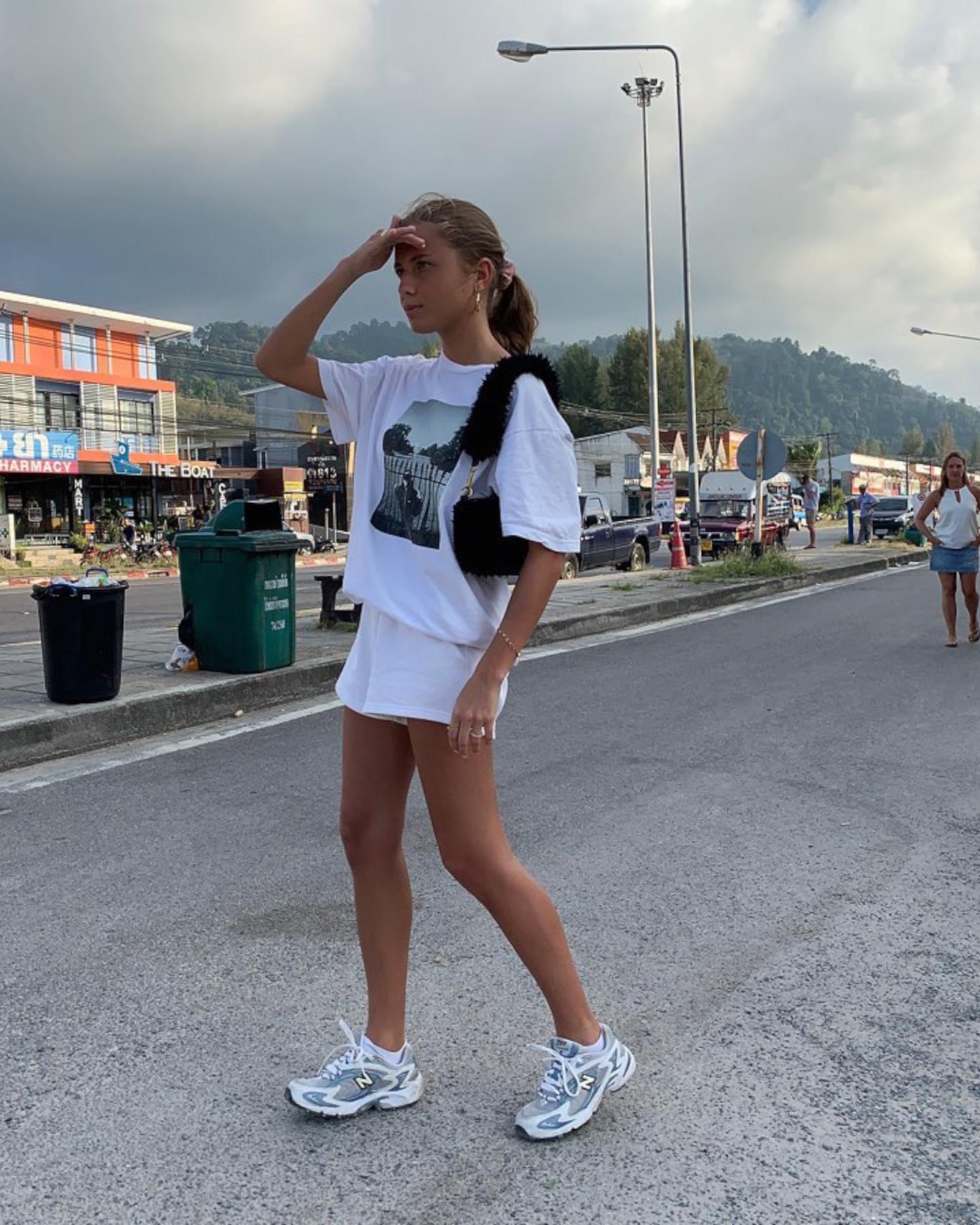 가을 러닝룩💙🤍뉴발725 활용해 이미지7