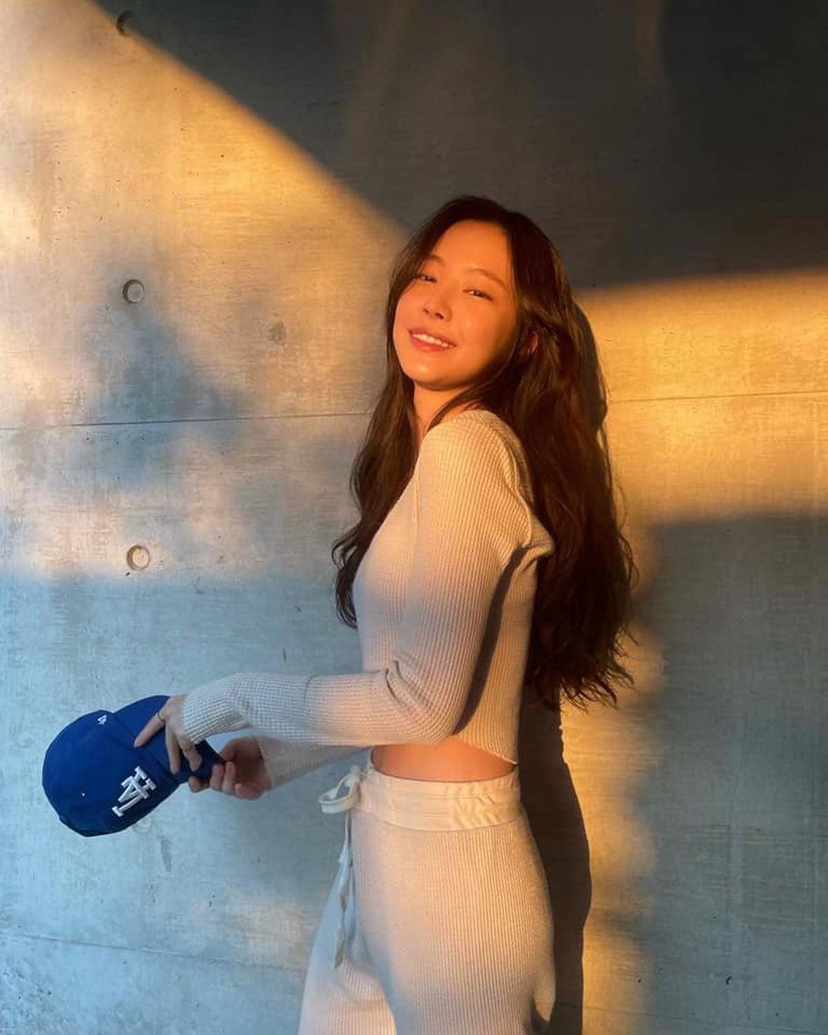 언니들 볼캡룩 구경🧢⚾️ 이미지