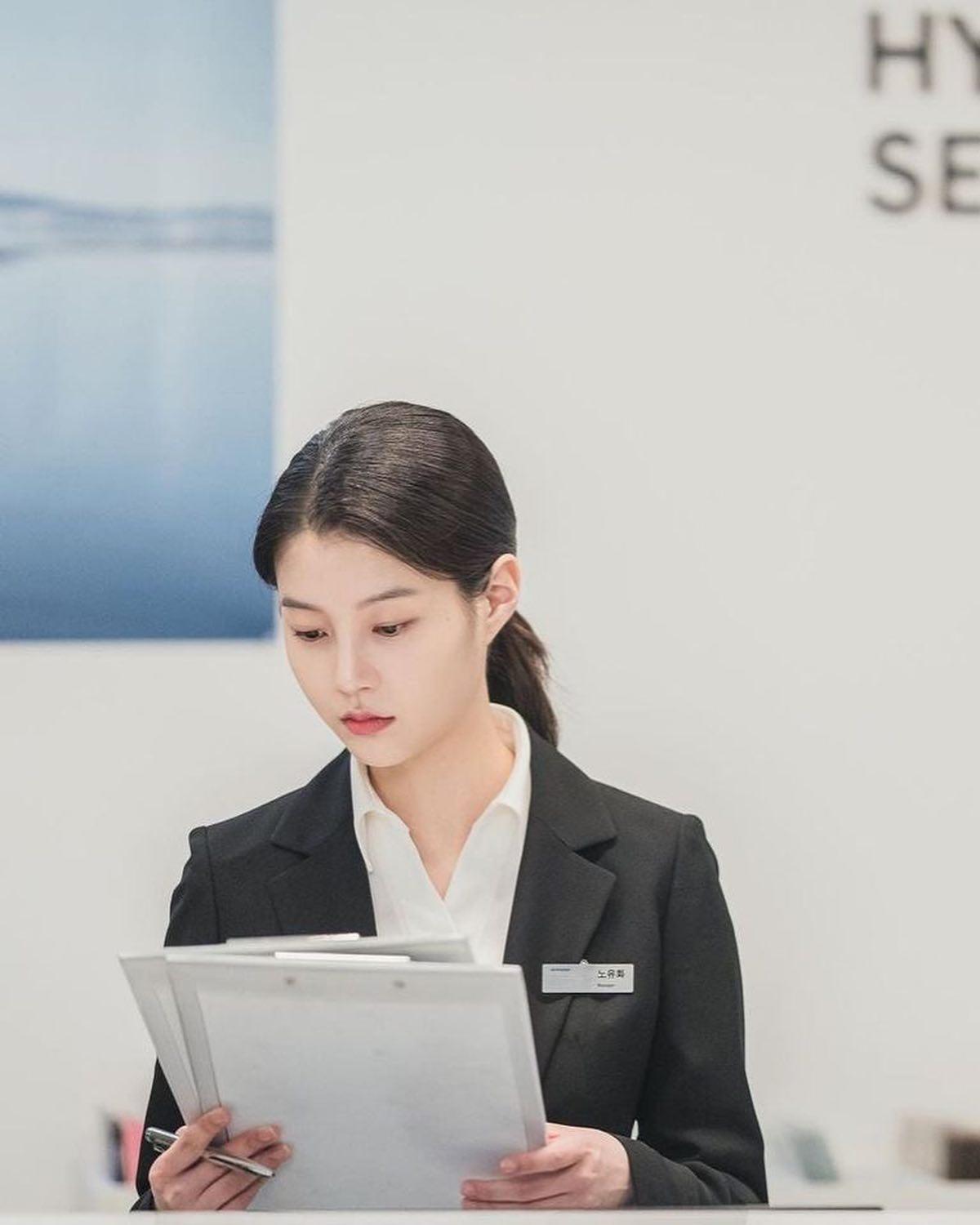 임현주의 한도초과 싱그러움🍀💛 이미지10