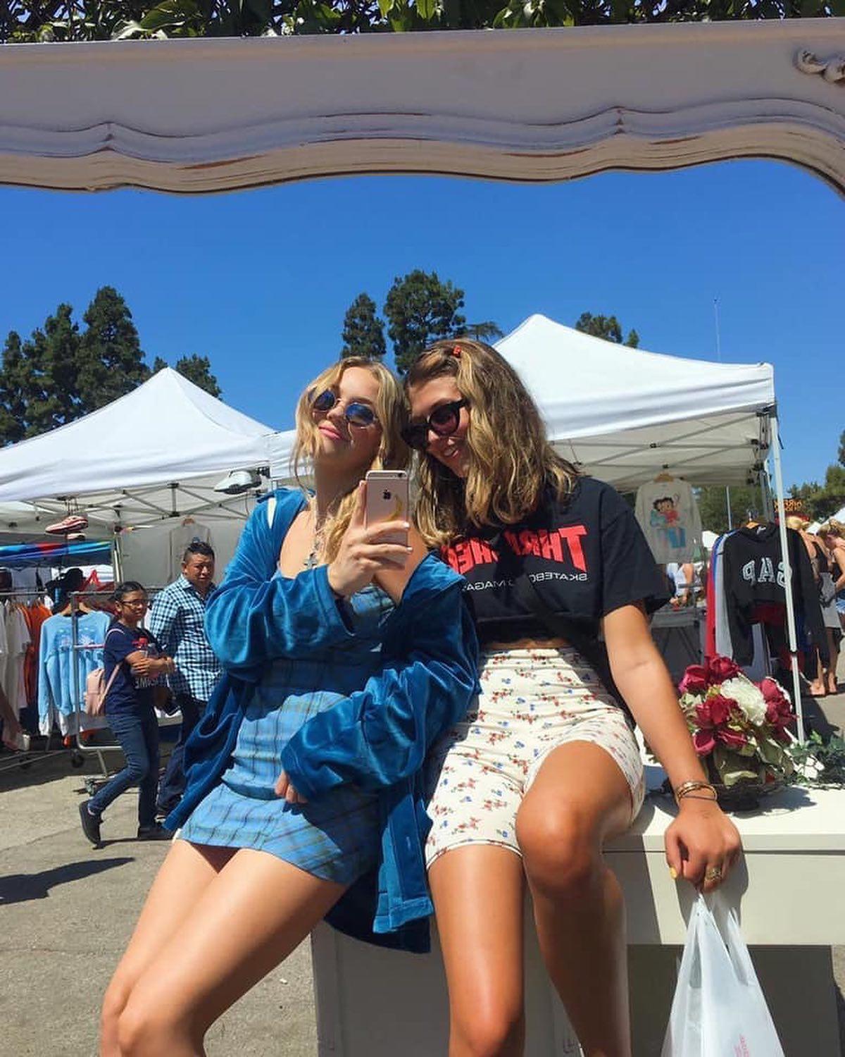 친구들과 요렇게👩🏼🤝👩🏻📸 이미지6