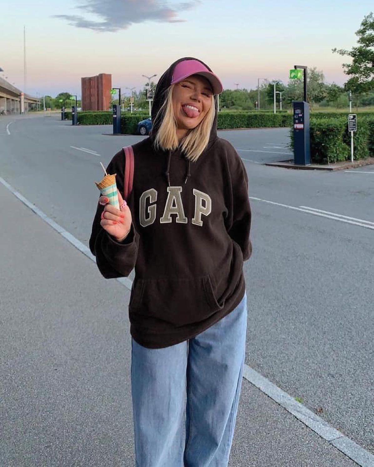 다시 뜨는 갭 후드티💙🇺🇸 이미지2