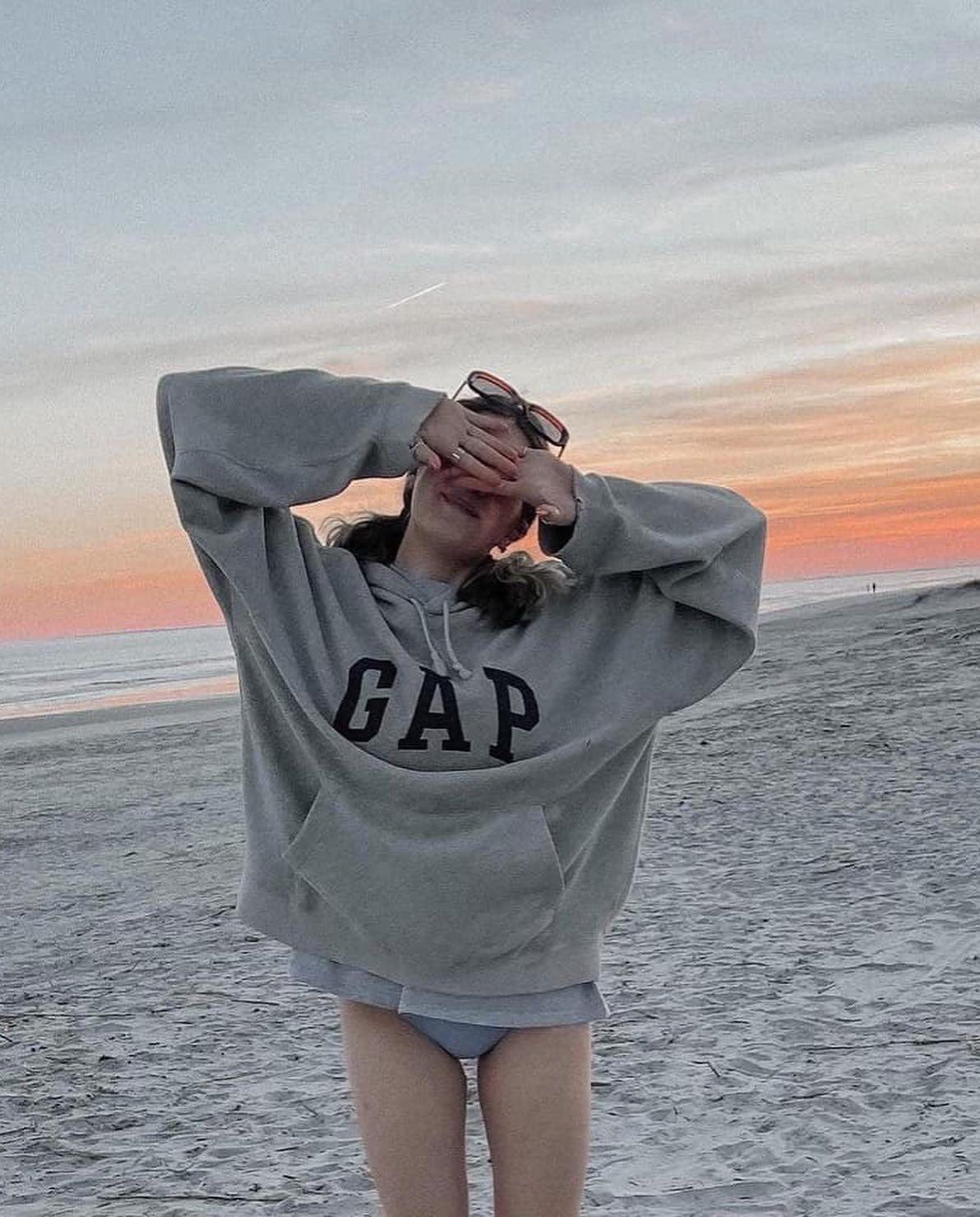 다시 뜨는 갭 후드티💙🇺🇸 이미지3