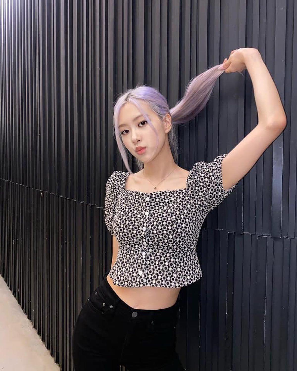 크롭탑 러버 @로제&리사👭🏻💗 이미지3