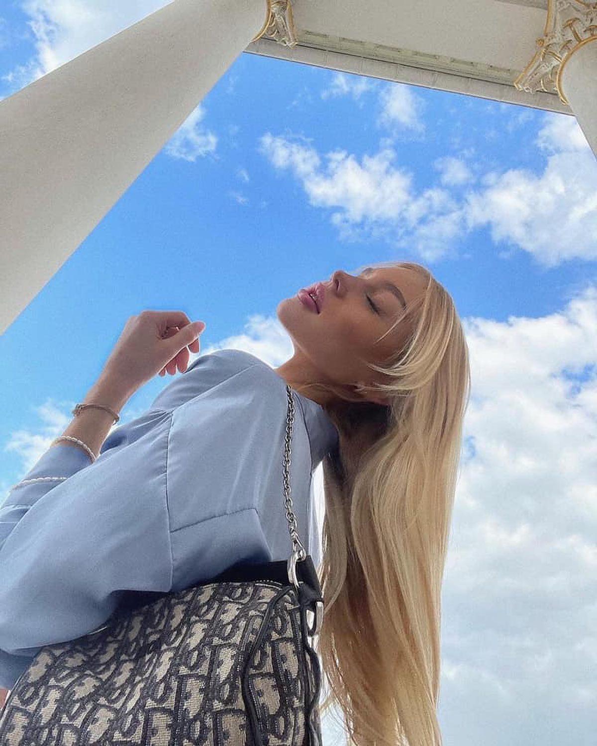 깔끔하게 셔츠 한장👍🏻💙 이미지4