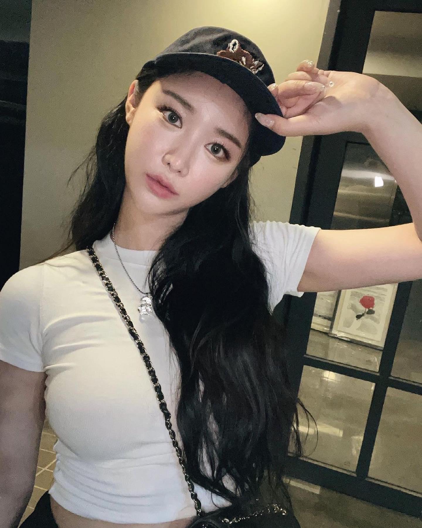 요즘 눈에 띄는 일상룩🤍쁘걸 민영 이미지2