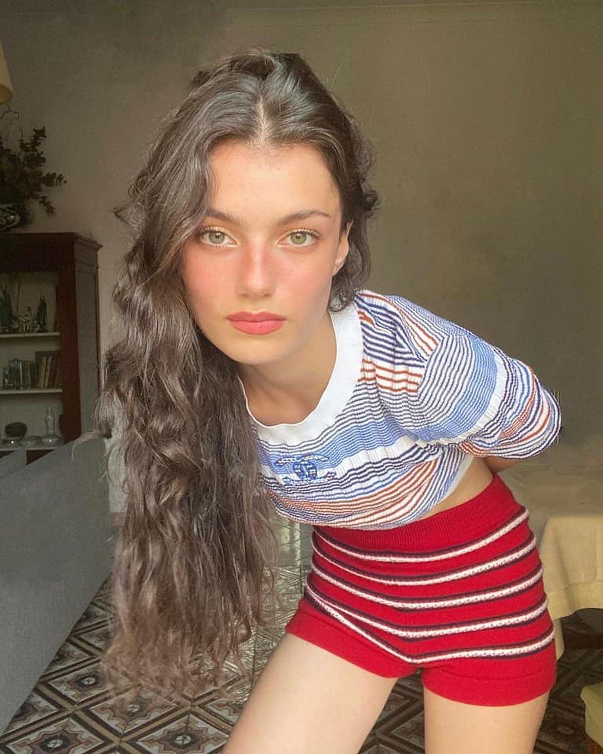 반팔니트 입기💙🤍 이미지4