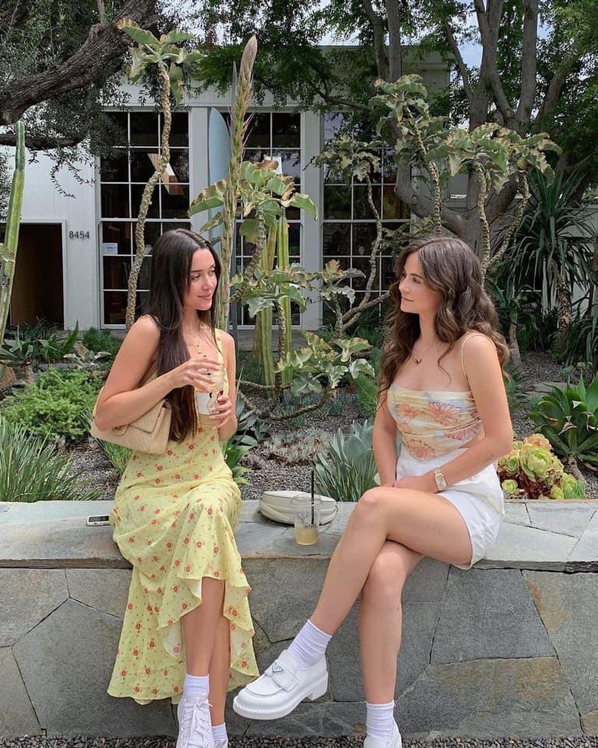 둘이서 시밀러룩👭🏻🧡 이미지3