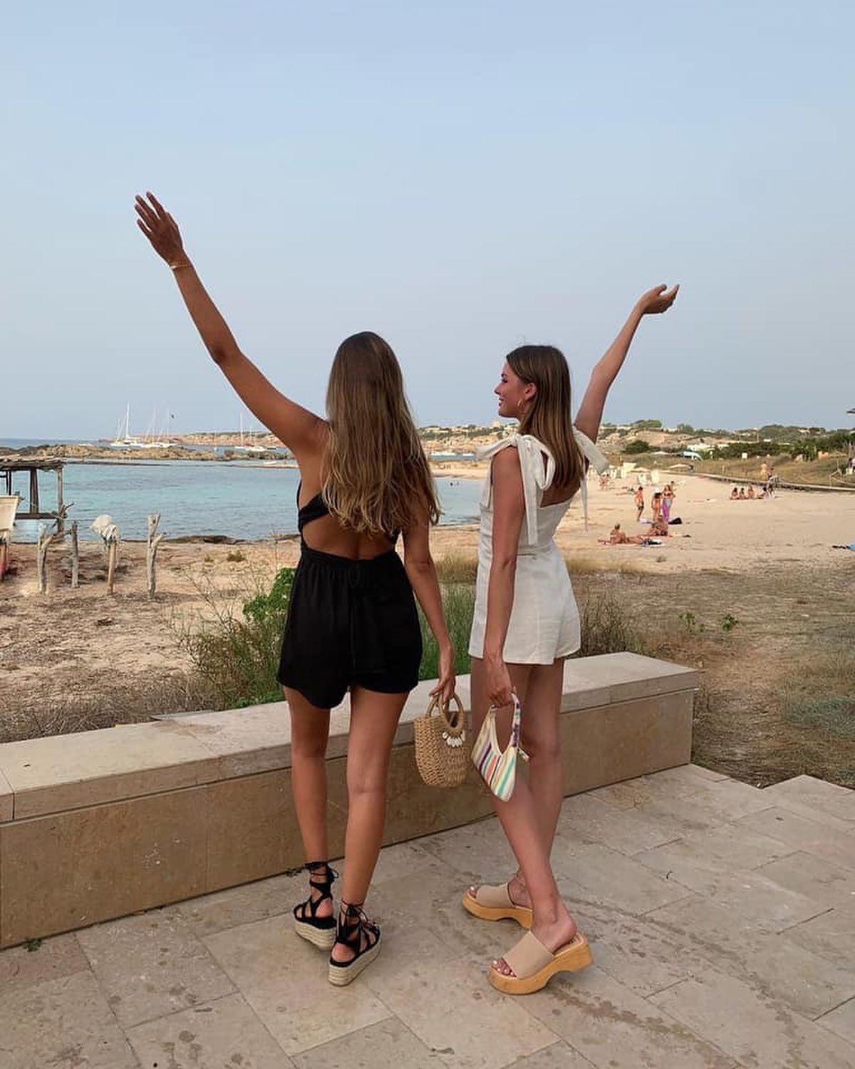 둘이서 시밀러룩👭🏻🧡 이미지4