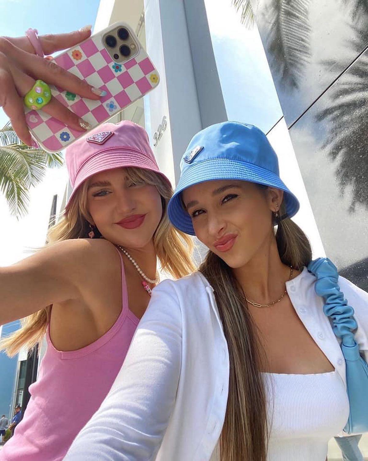 둘이서 시밀러룩👭🏻🧡 이미지5