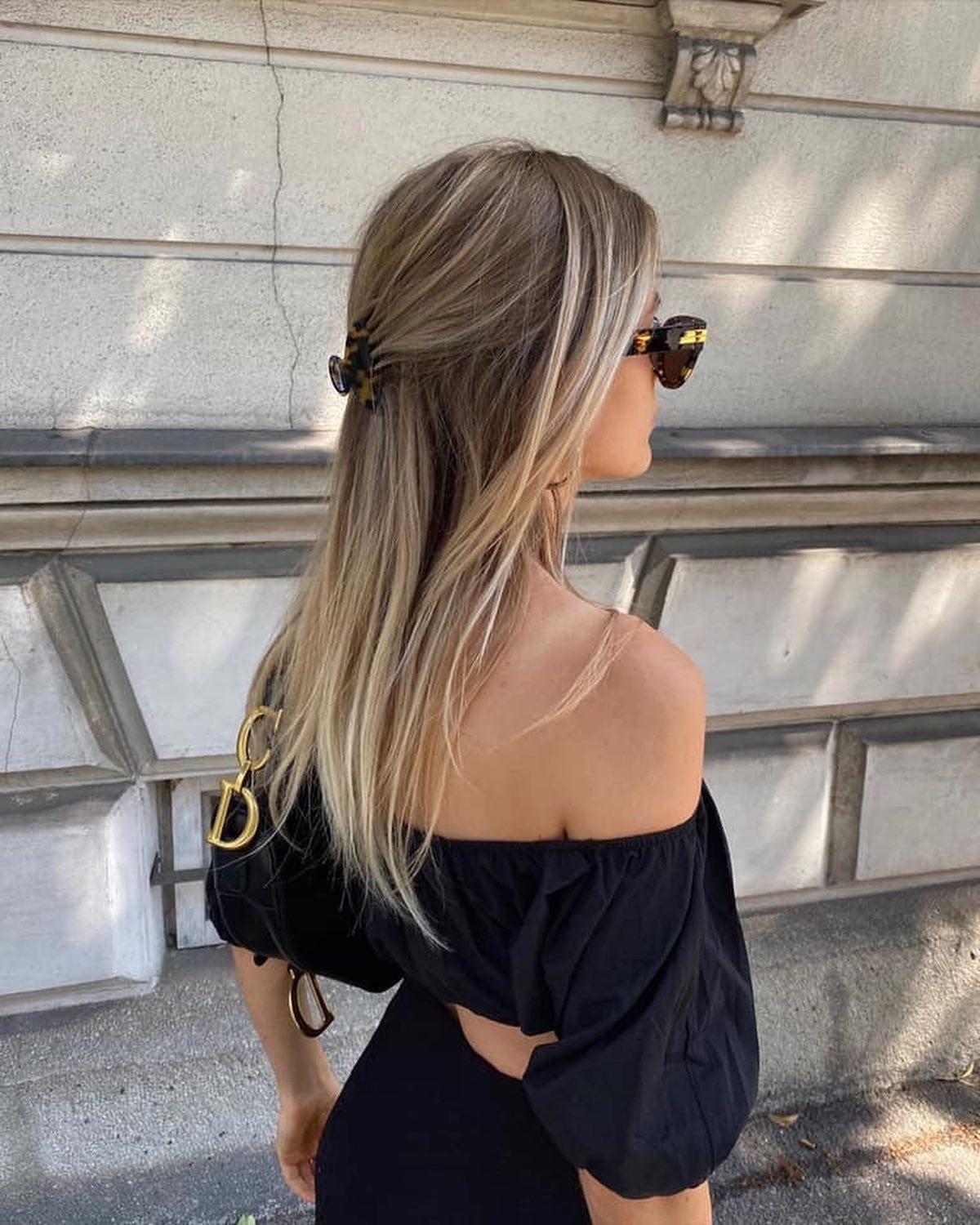 새들백 메고 멋진 외출☀️🖤 이미지7