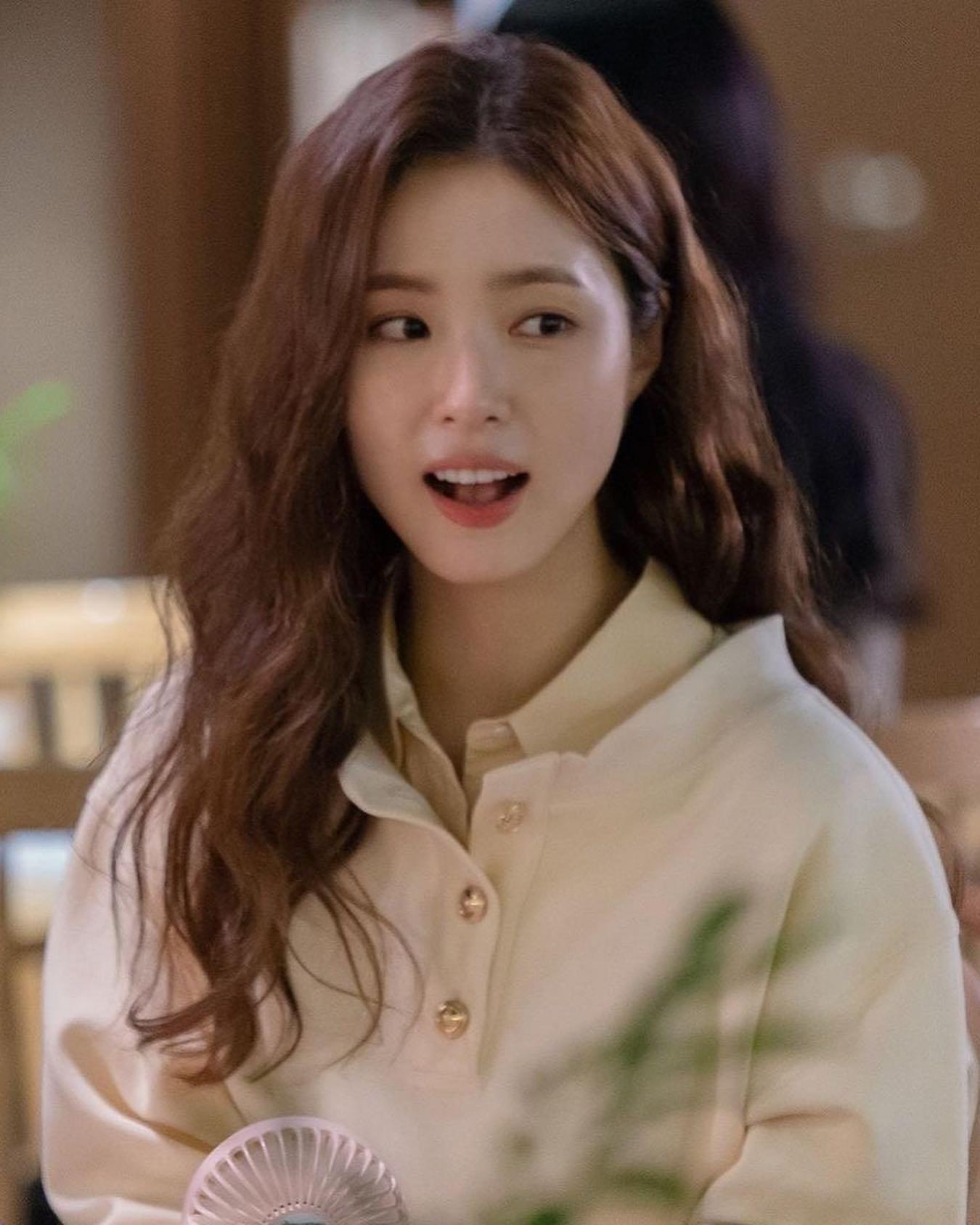 언제봐도 만점미모 세경언니💯💛 이미지1