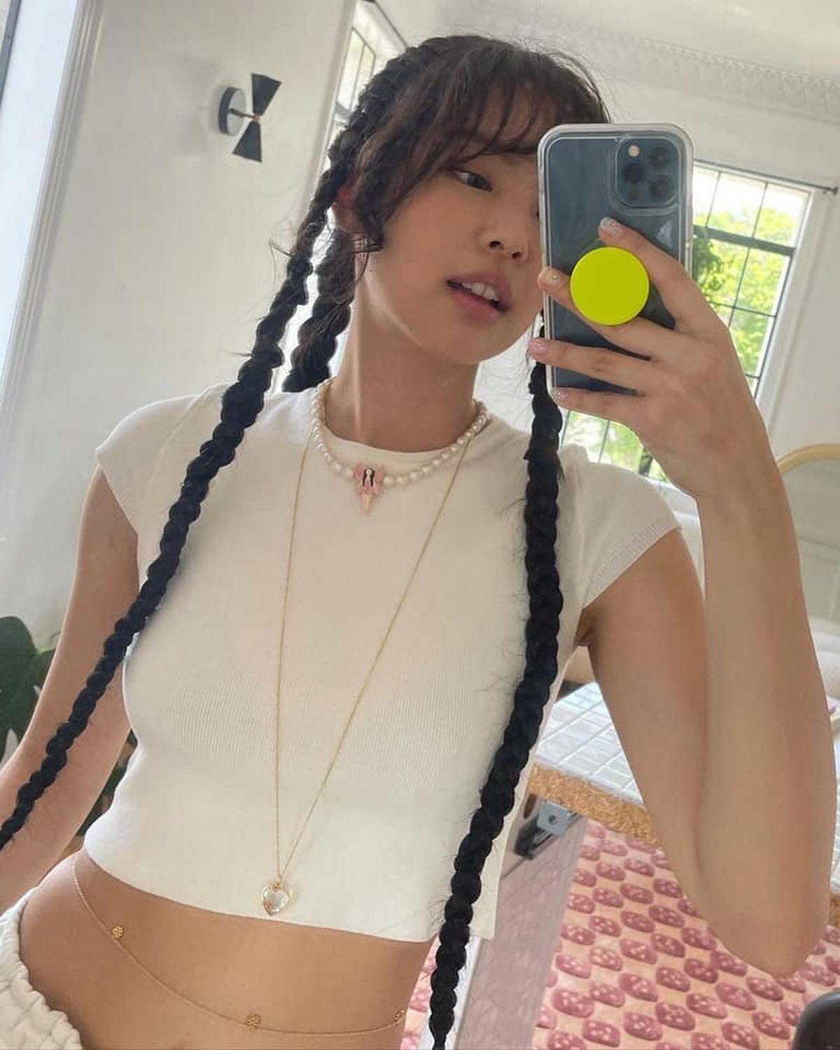 요즘 핫한 언니들 @벨리체인💎🔥 이미지4