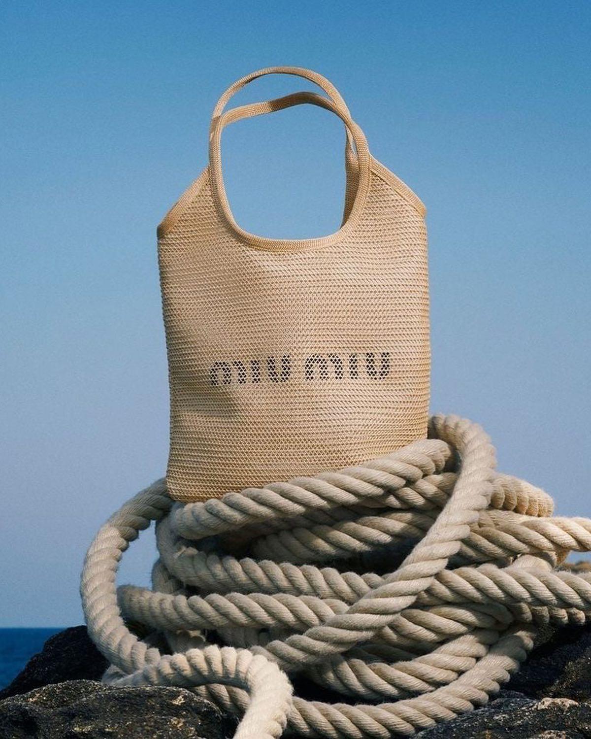 빠짐없이 갖고싶은 미우미우💖 이미지6