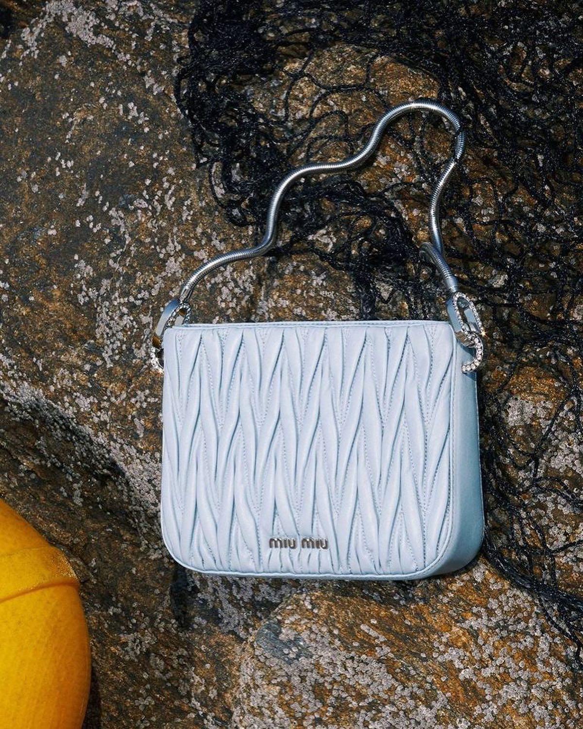 빠짐없이 갖고싶은 미우미우💖 이미지7