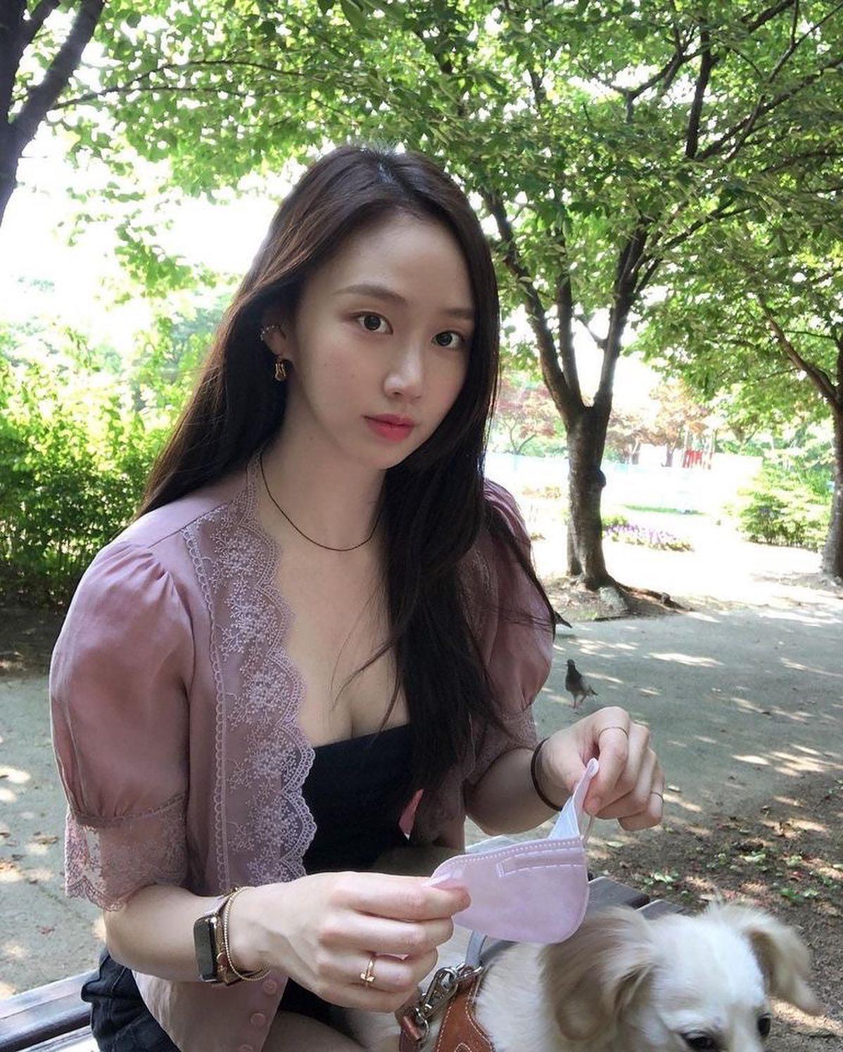 배우 고성희의 세련된 청순미🌸 이미지