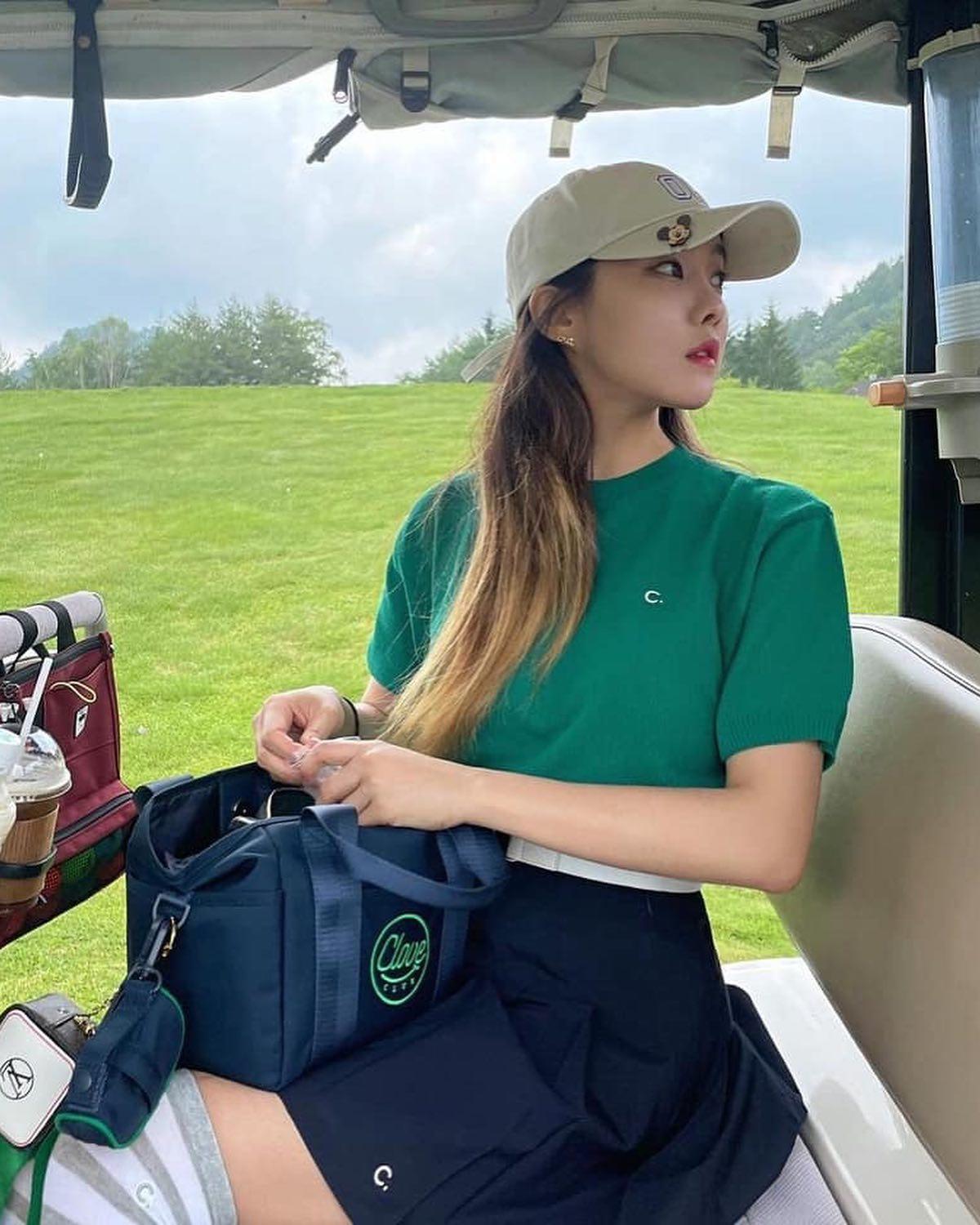 효민의 골프복 패션🤩❤️⛳️ 이미지