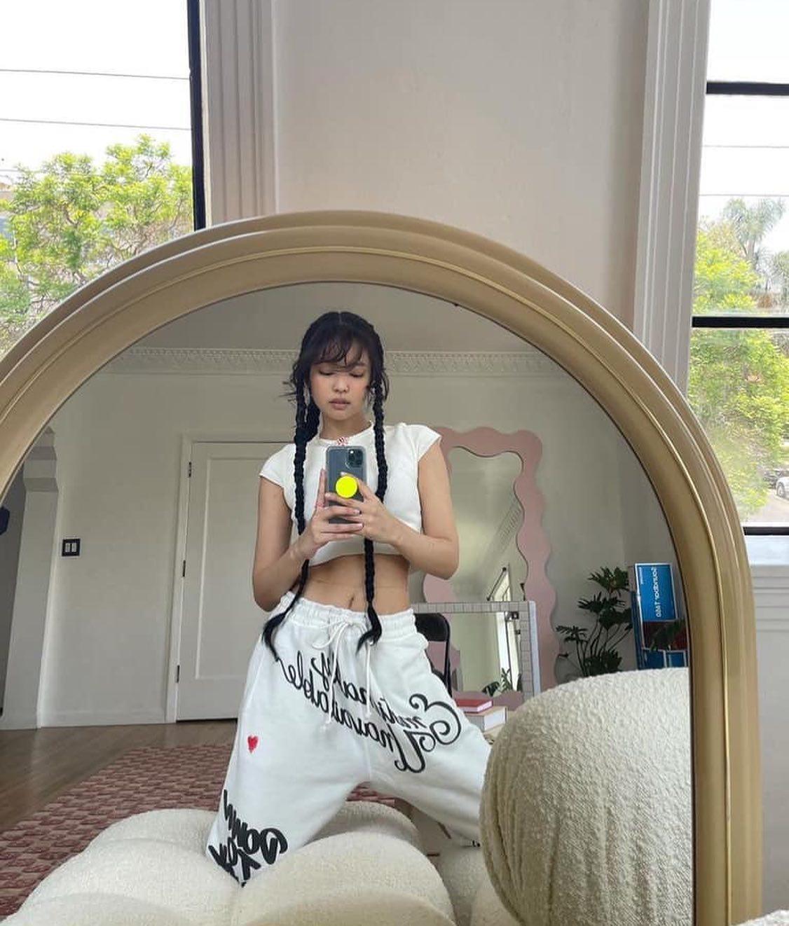 제니 츄리닝핏❤️‍🔥 말해뭐해😆 이미지2