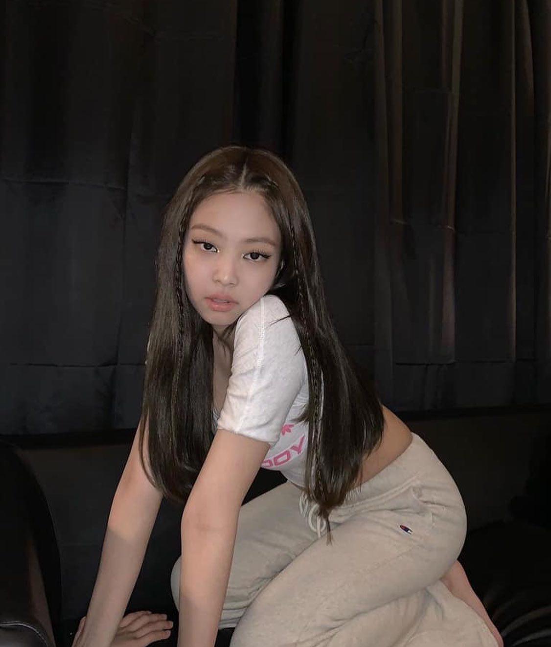 제니 츄리닝핏❤️‍🔥 말해뭐해😆 이미지5