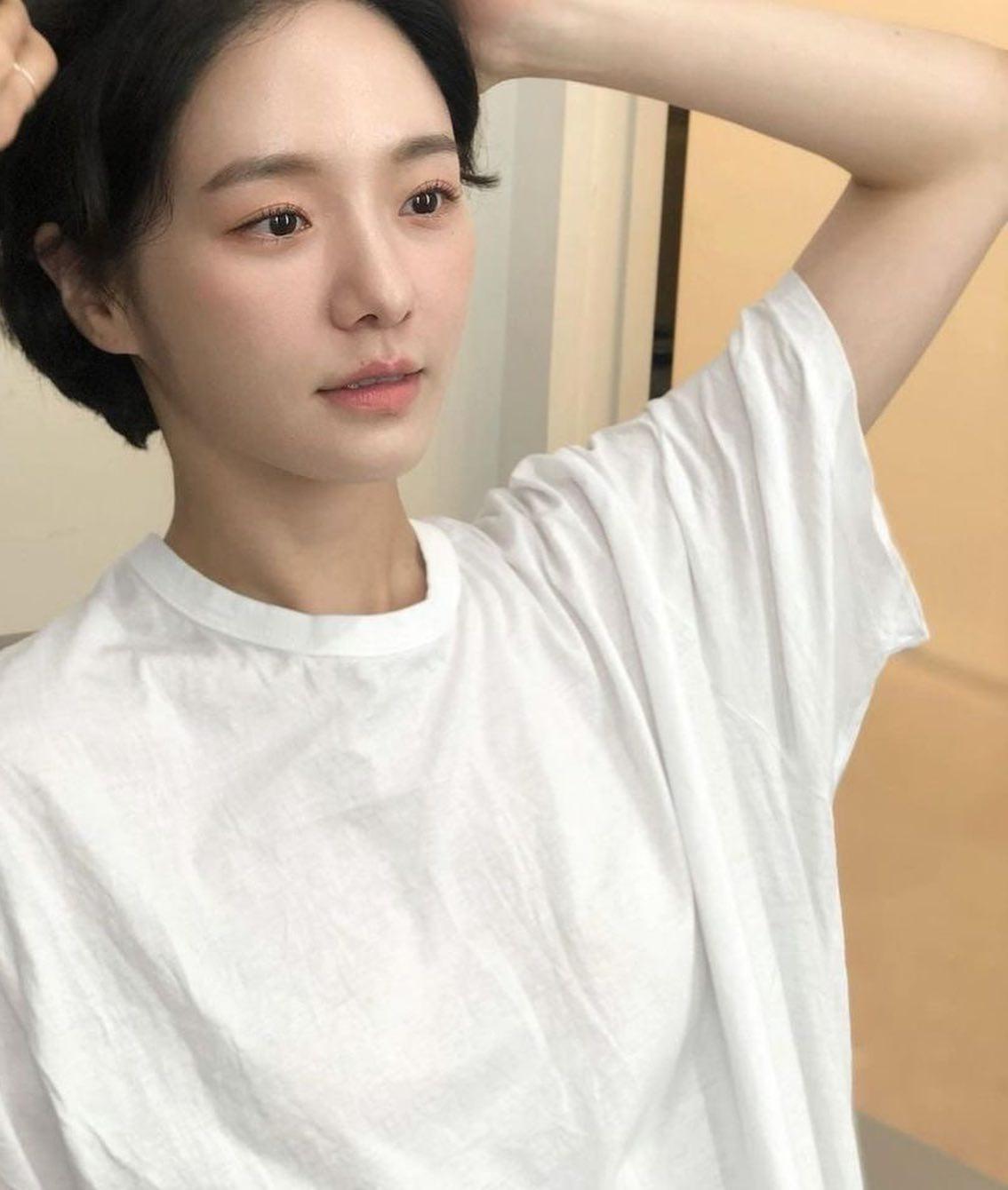 박규영의 감각적인 미니멀🙌🏻💜 이미지6