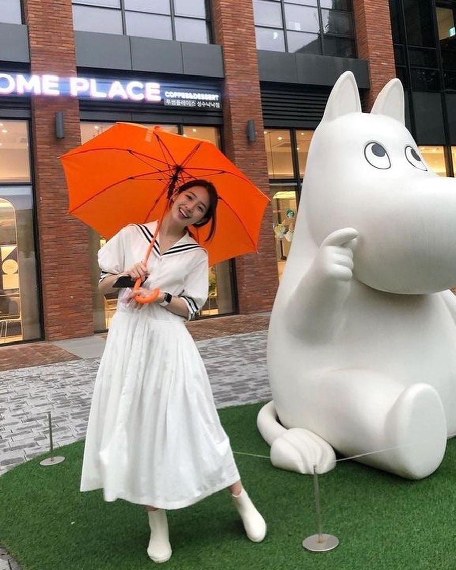 청춘영화 같은 이은재 피드🌼🤍 이미지6