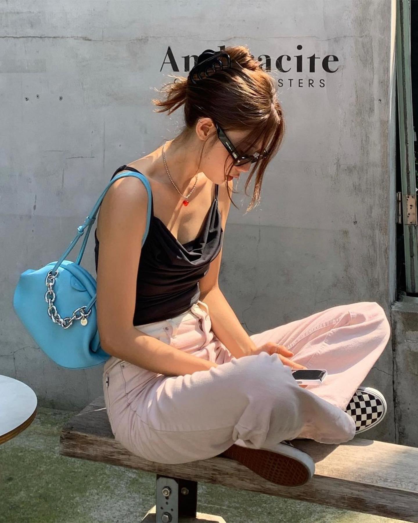 젤라비처럼🐚💙미니미 조개가방
질스튜어트 럭키쉘🏖👛올여름 @참고 #광고 이미지2