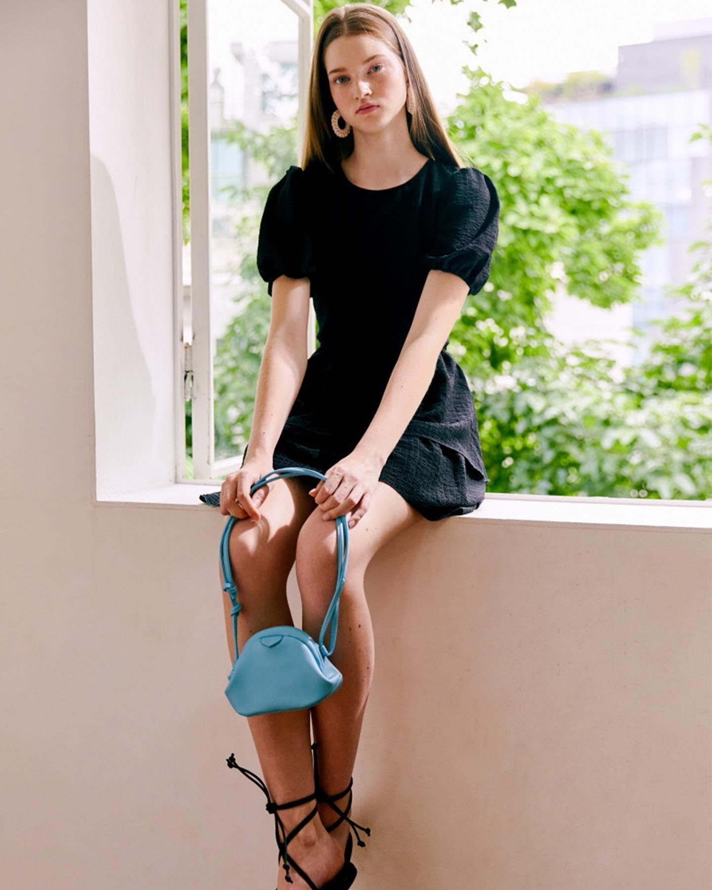 젤라비처럼🐚💙미니미 조개가방
질스튜어트 럭키쉘🏖👛올여름 @참고 #광고 이미지7