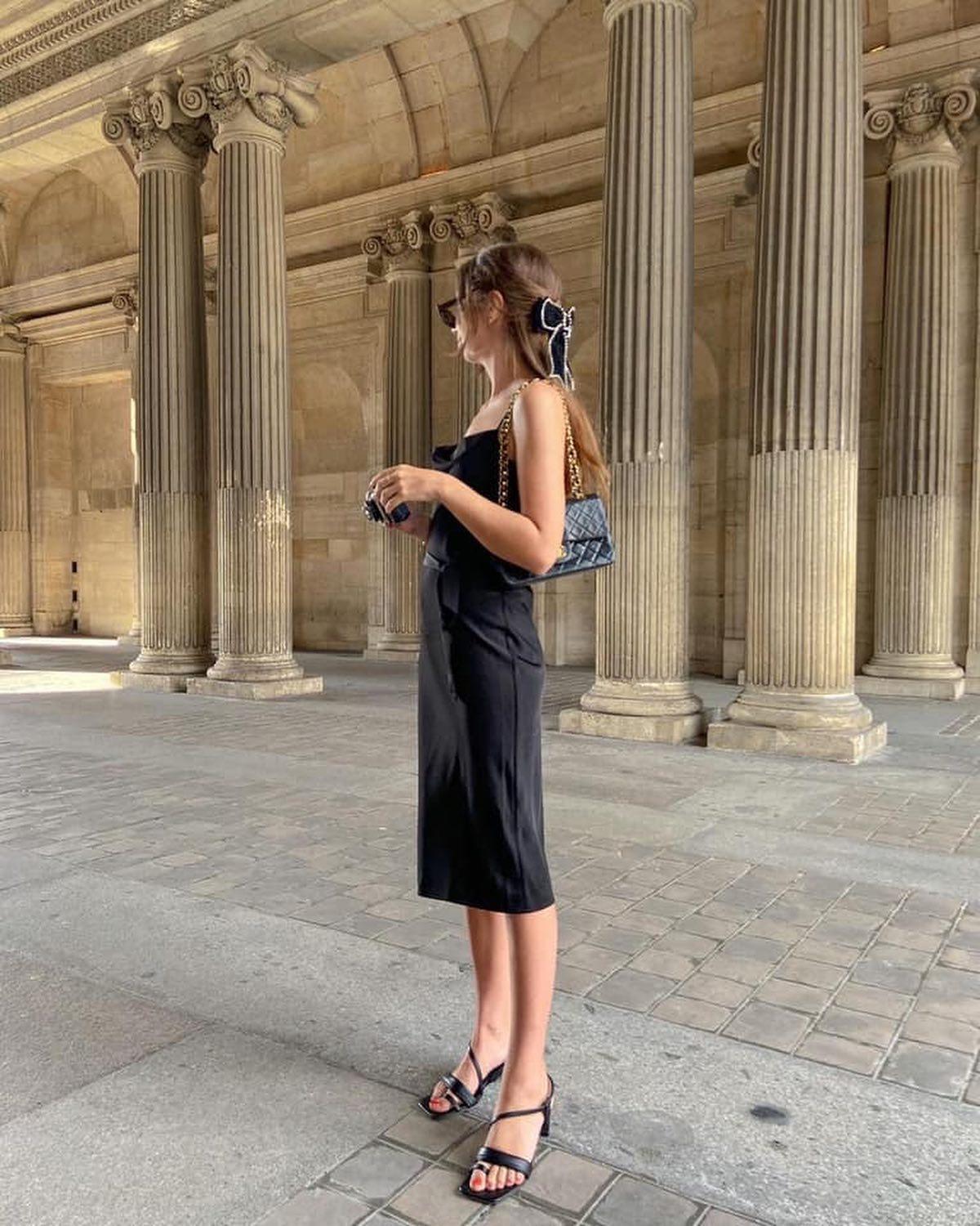 올블랙도 시원하게 입는 법😎🖤 이미지6