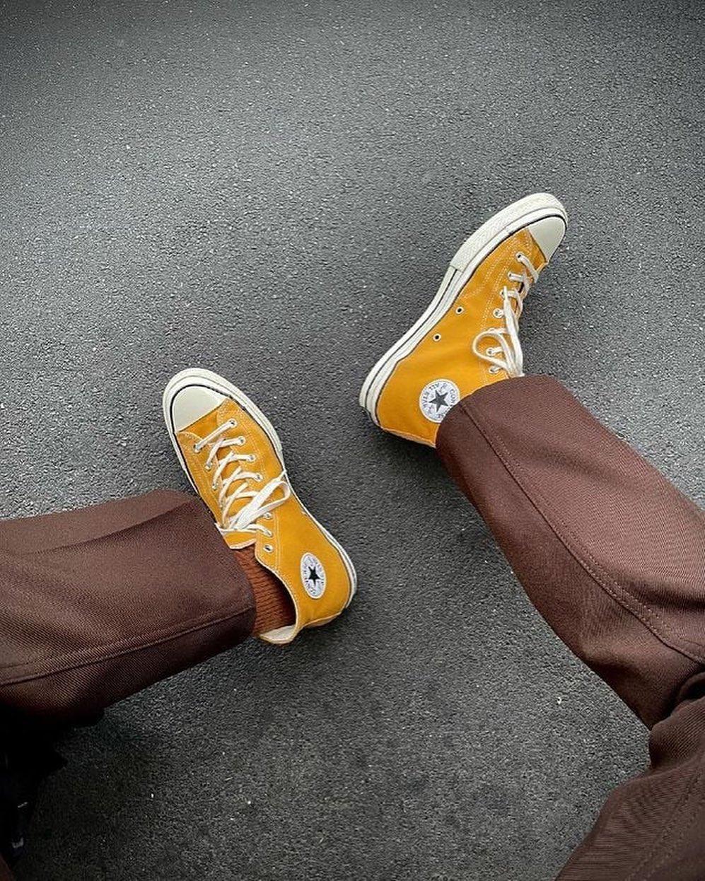 일상 속 컨버스 모아보기🐾🤍🖤 이미지3