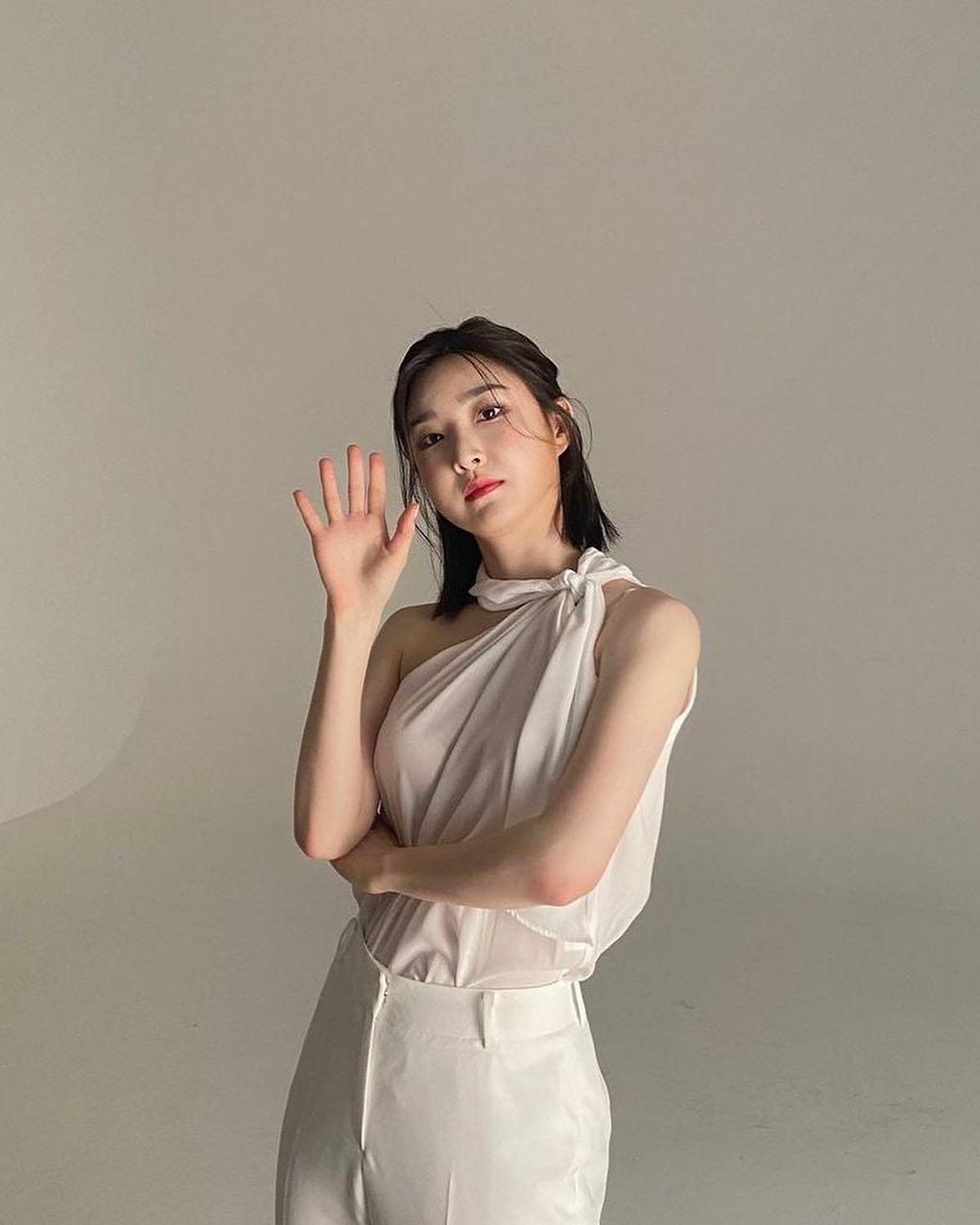 단발좌의 진화하는 사랑스러움💕 이미지3